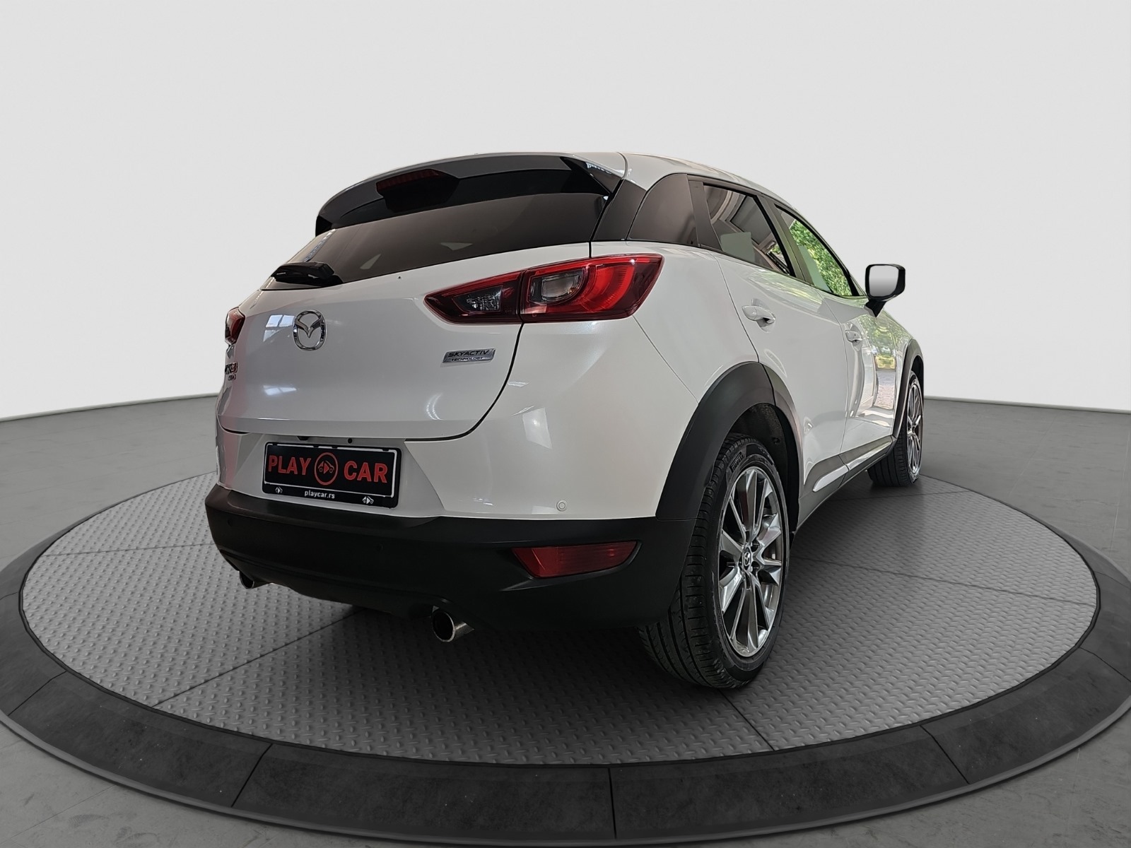 
								Mazda CX-3 4×4 full									