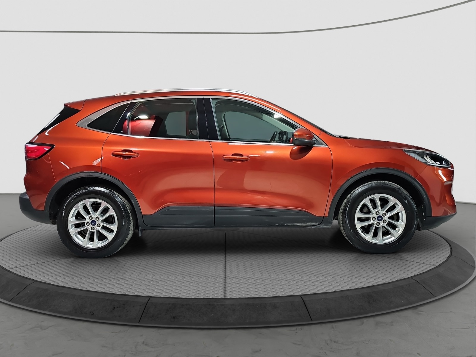 
								Ford Kuga full									