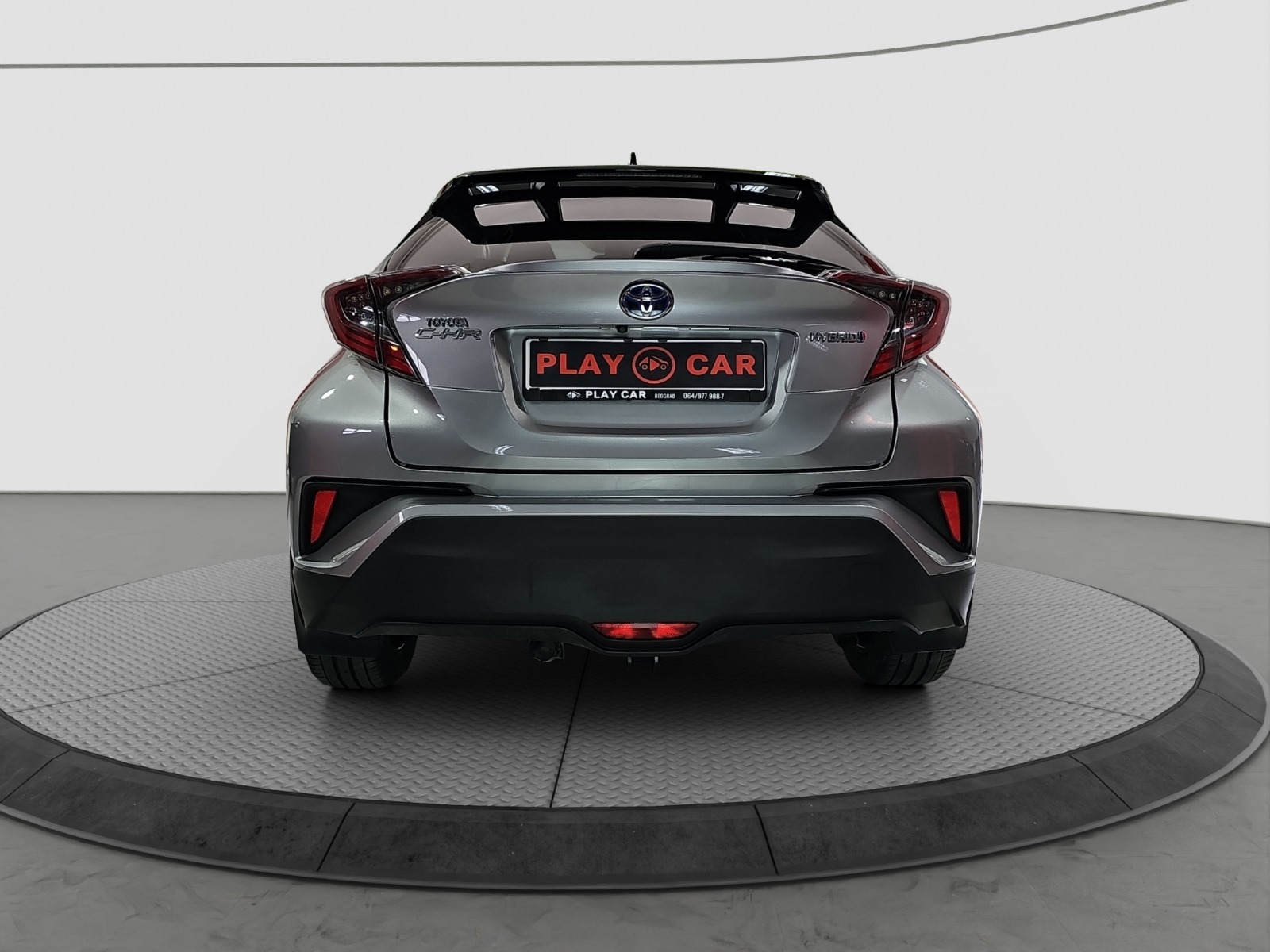 
								Toyota C-HR HYBRID full									