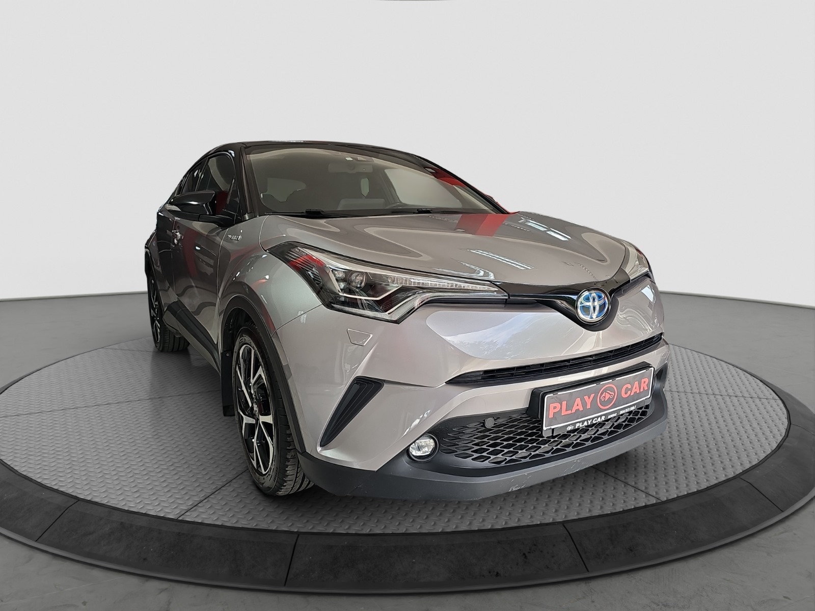 
								Toyota C-HR HYBRID full									