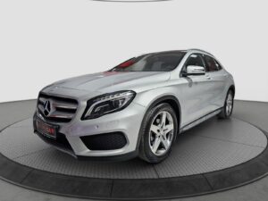 Mercedes Benz GLA 180 AMG