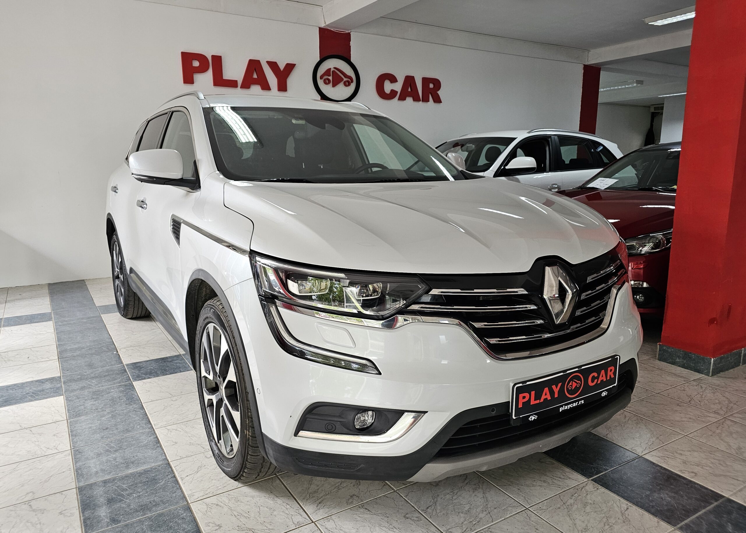 
								Renault Koleos full									