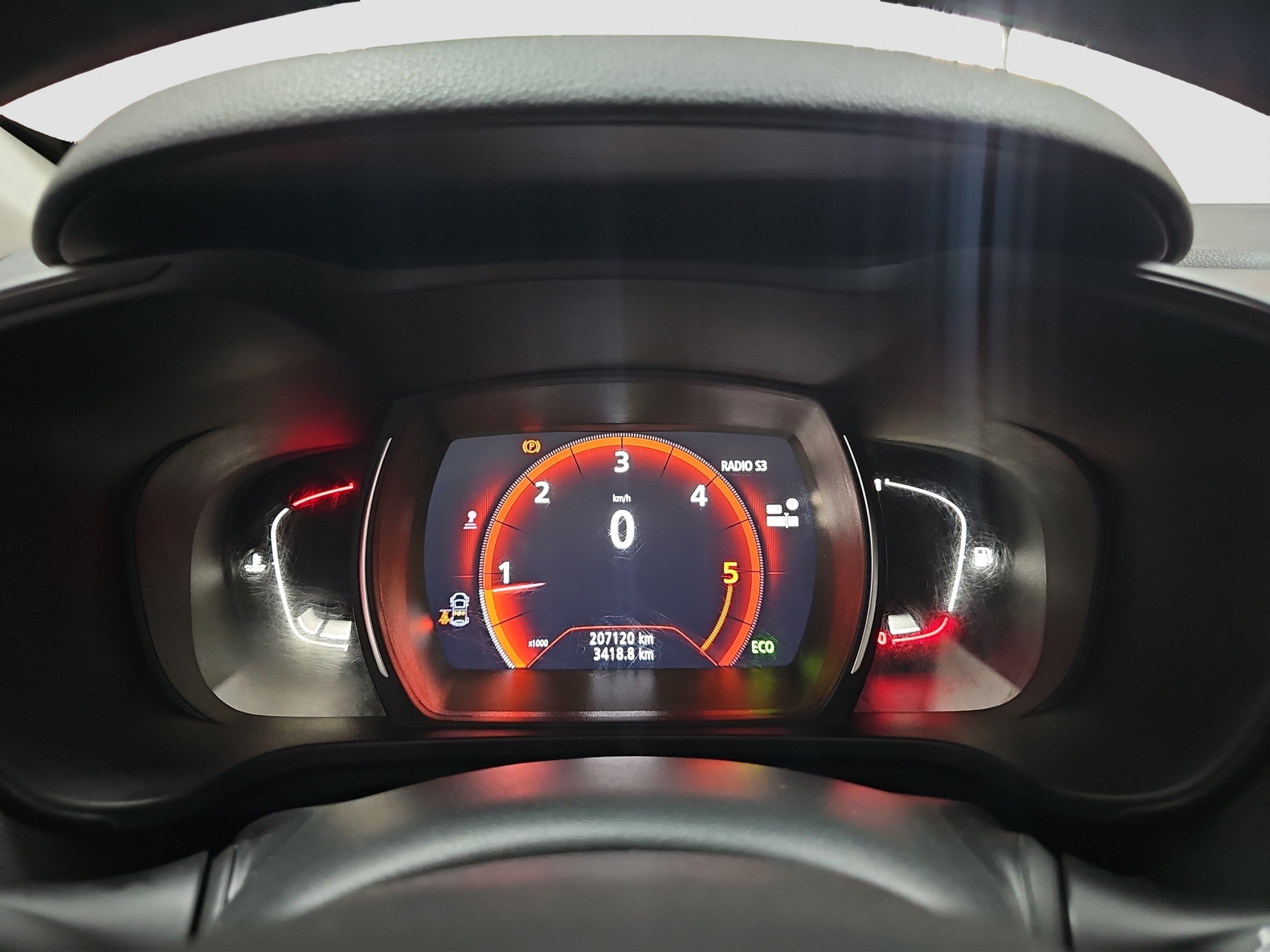 
								Renault Kadjar T.O.P. full									