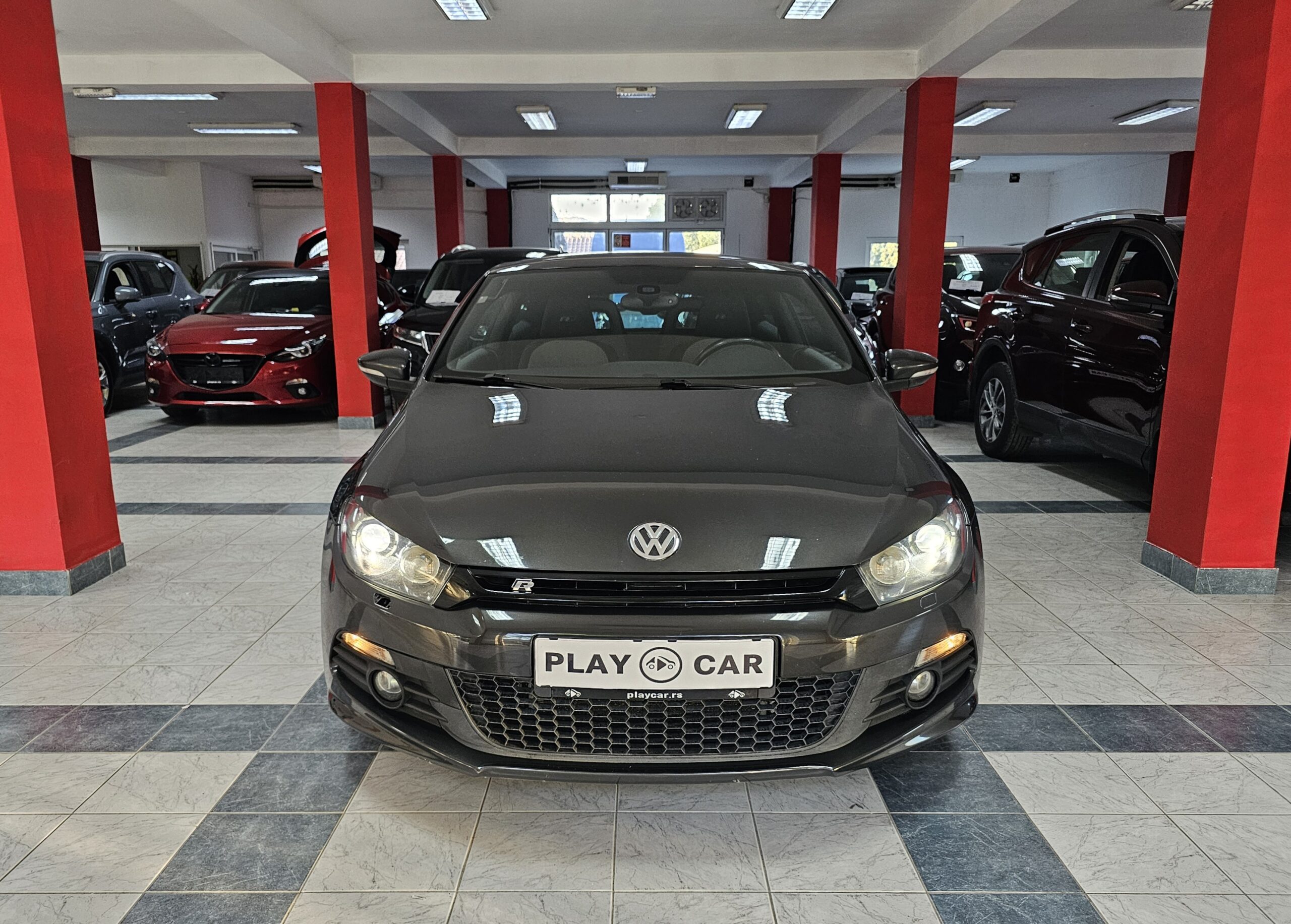 
								Volkswagen Scirocco R-line full									