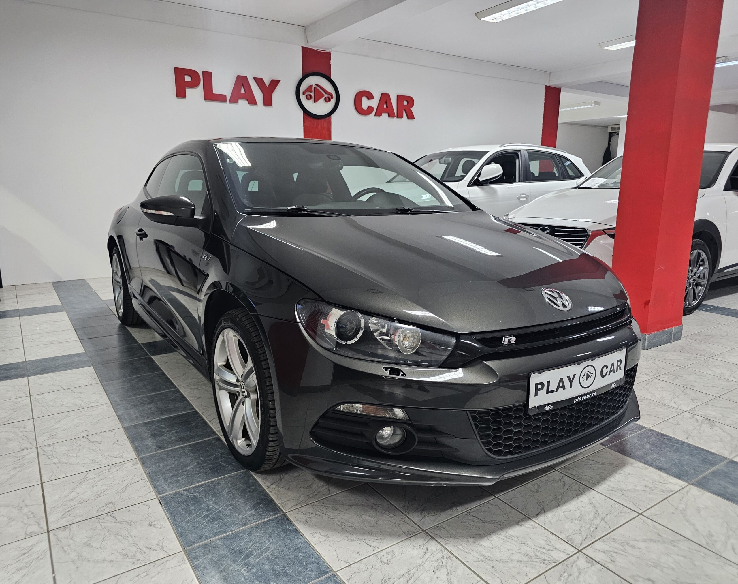 
								Volkswagen Scirocco R-line full									