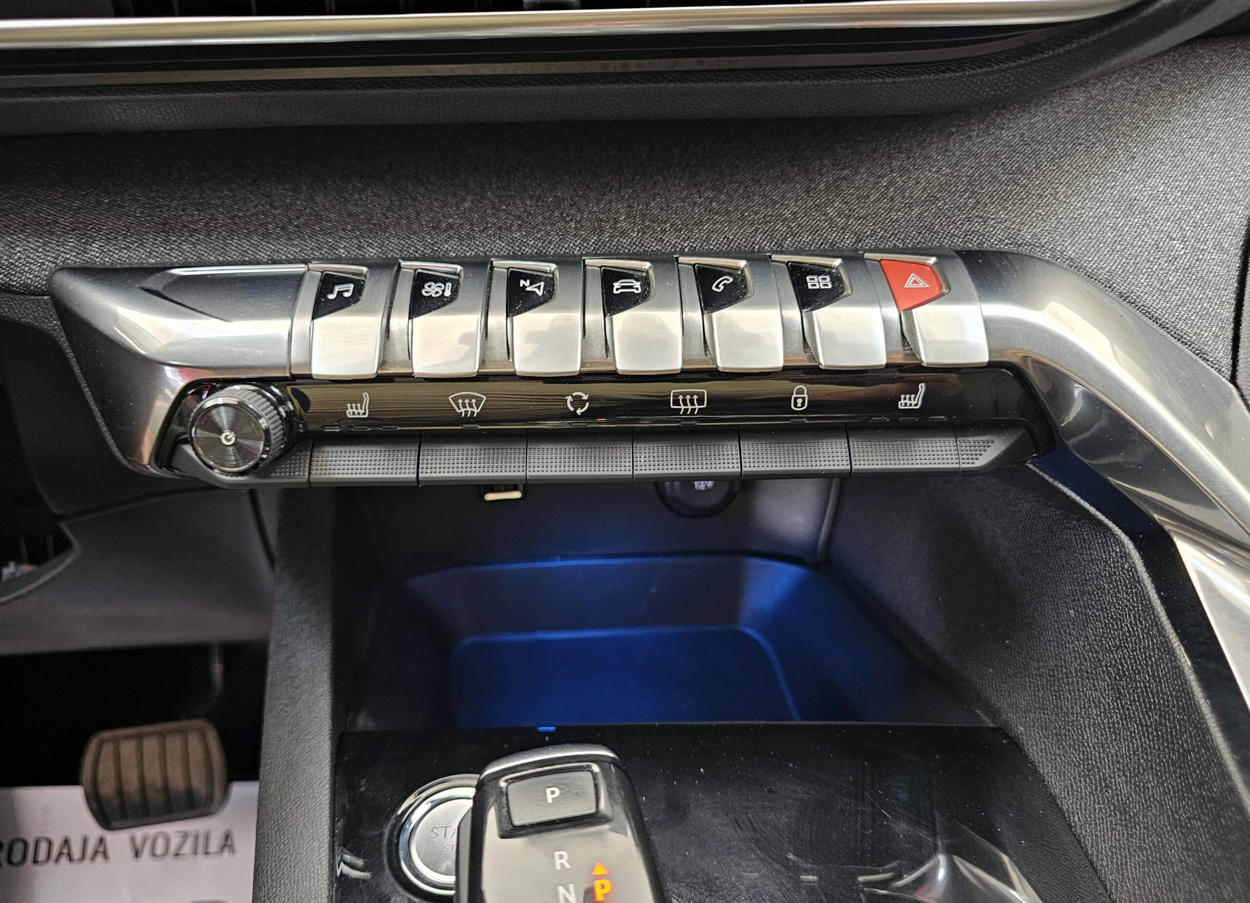
								Peugeot 3008 T0P/N0V/MALA K.M full									
