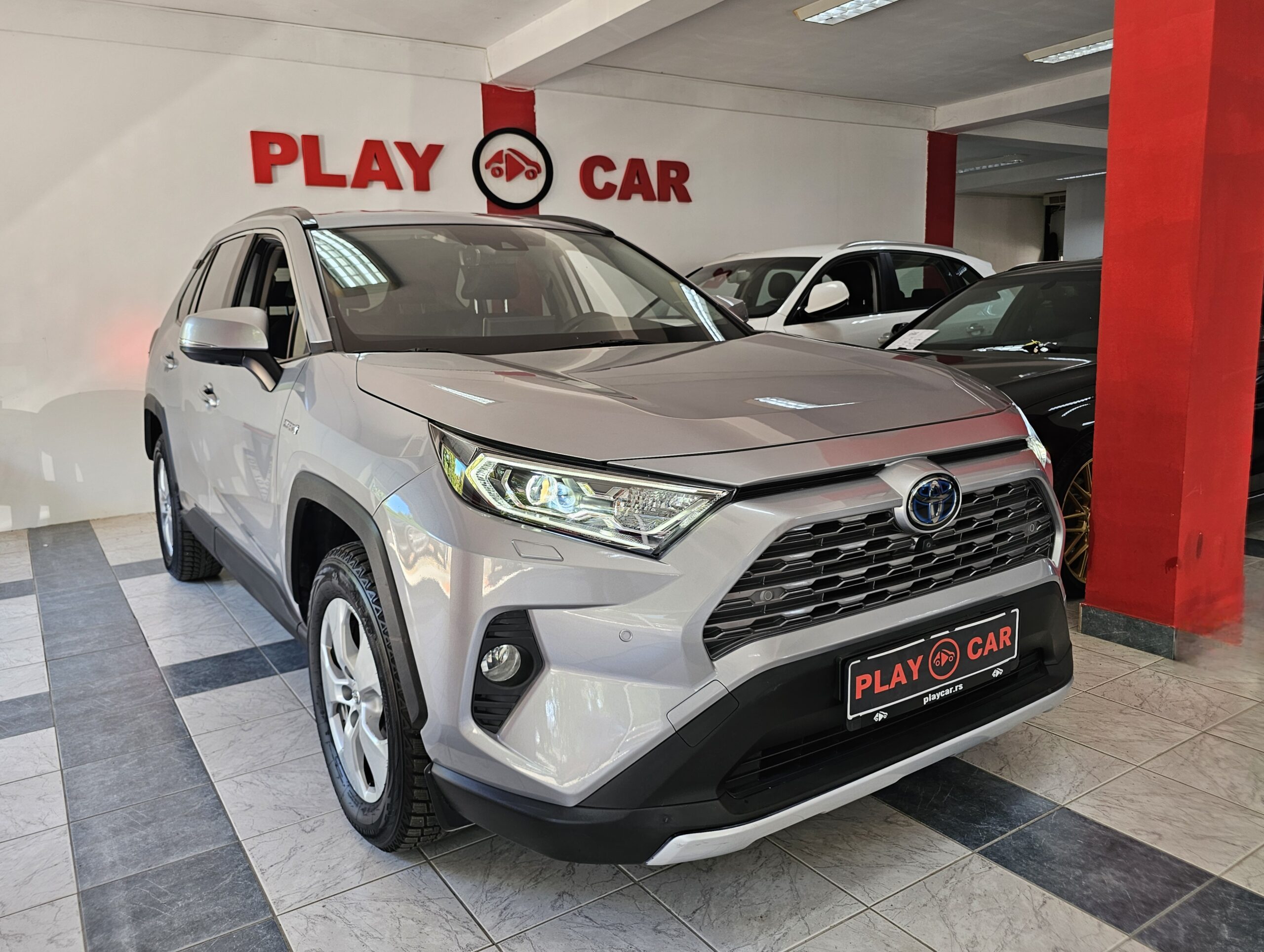 
								Toyota RAV 4 AWD/AUT0/T0P full									