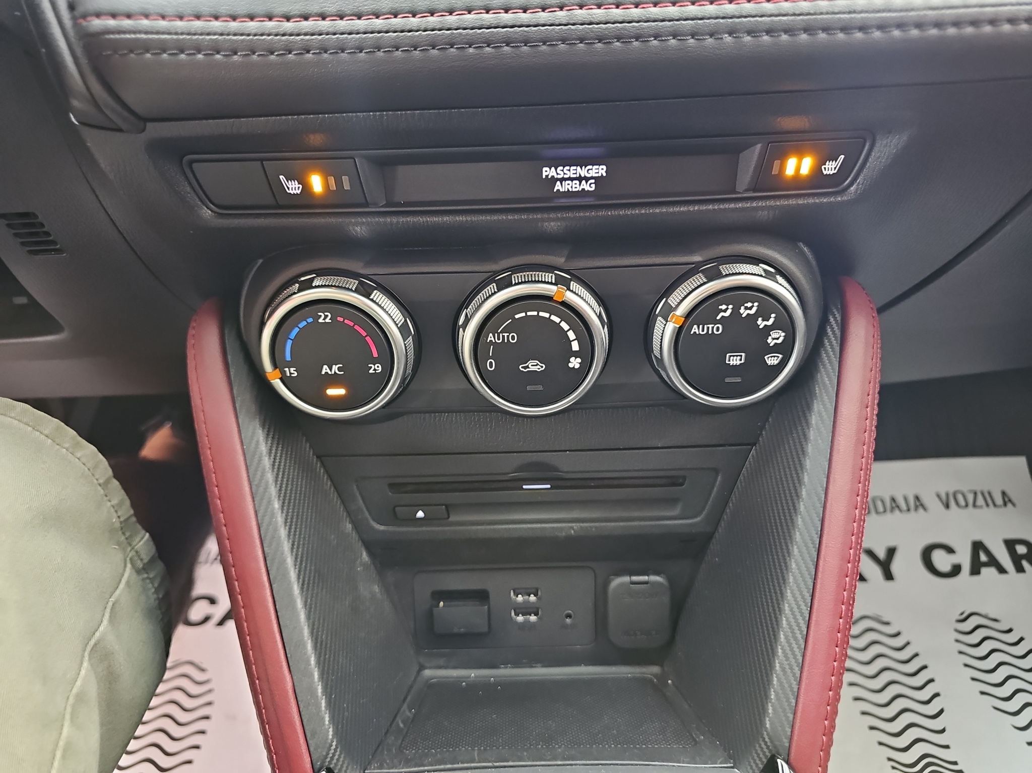 
								Mazda CX-3 4×4/AUT0 full									