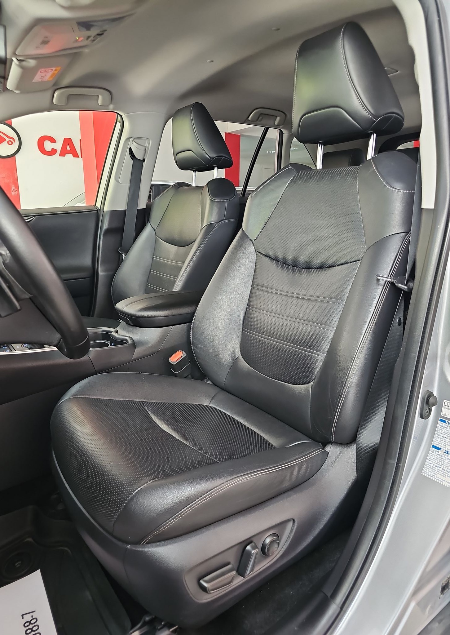 
								Toyota RAV 4 AWD/AUT0/T0P full									