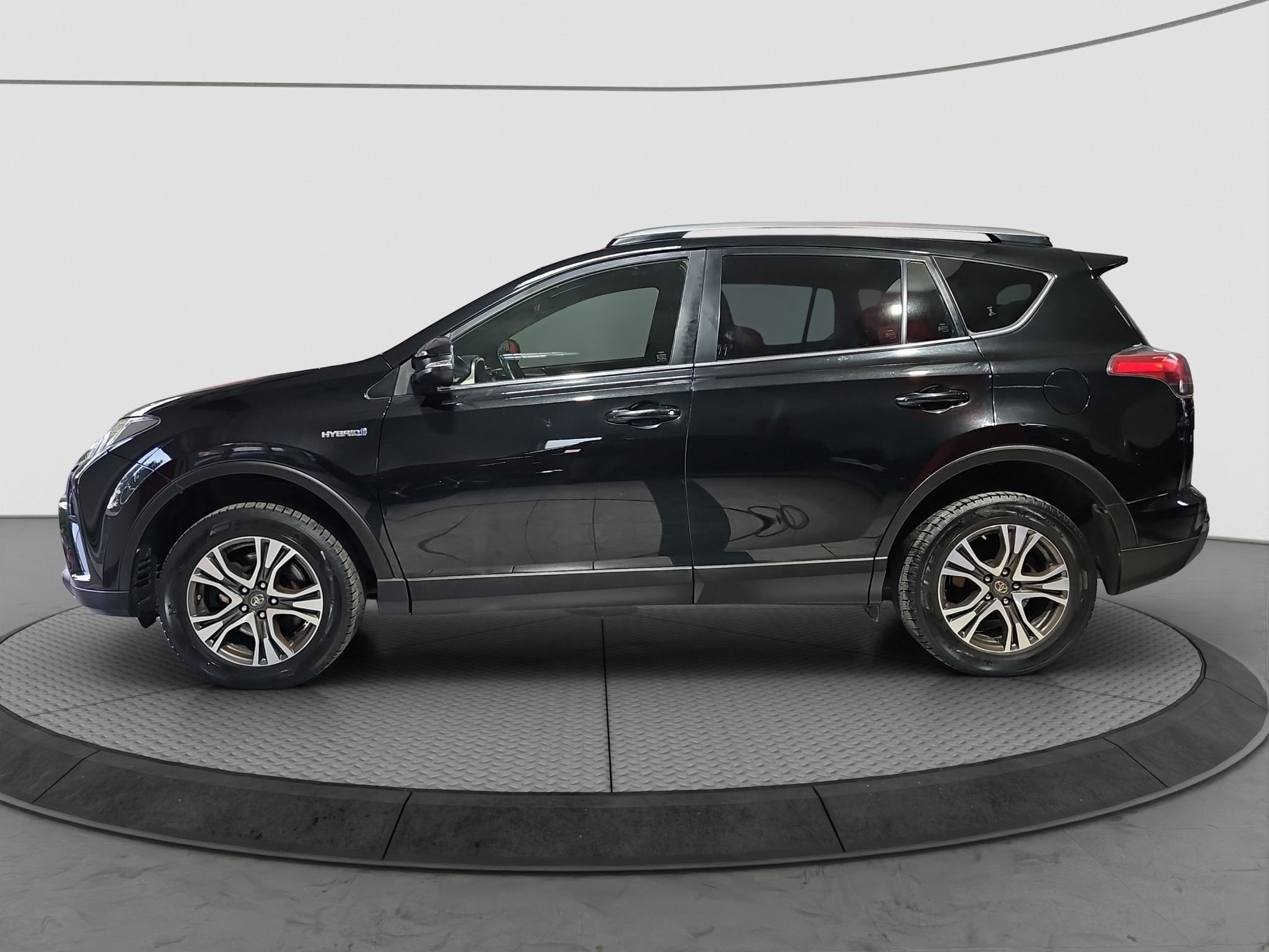 
								Toyota RAV 4 Nord Edition / 4×4 full									
