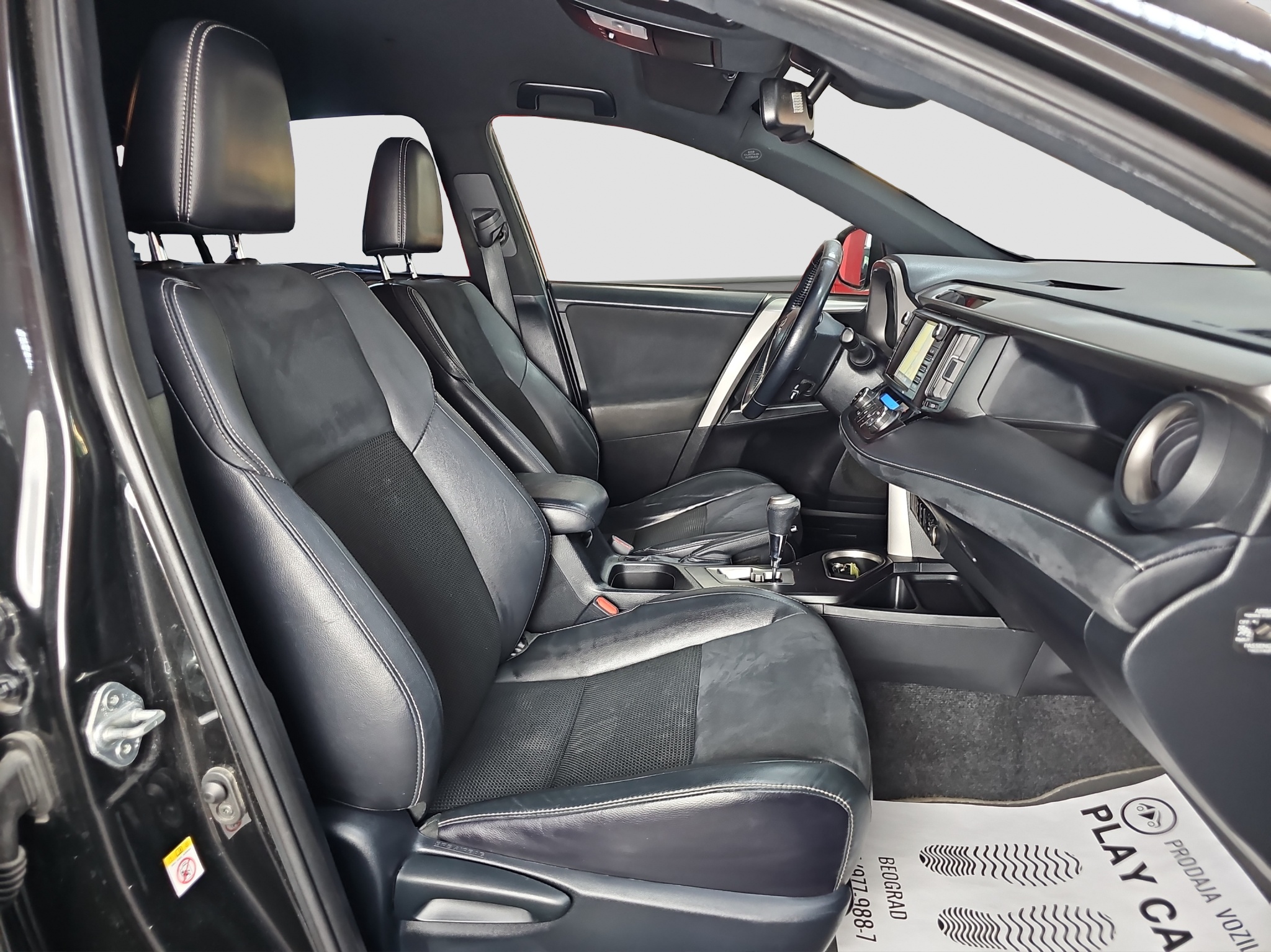 
								Toyota RAV 4 Nord Edition / 4×4 full									