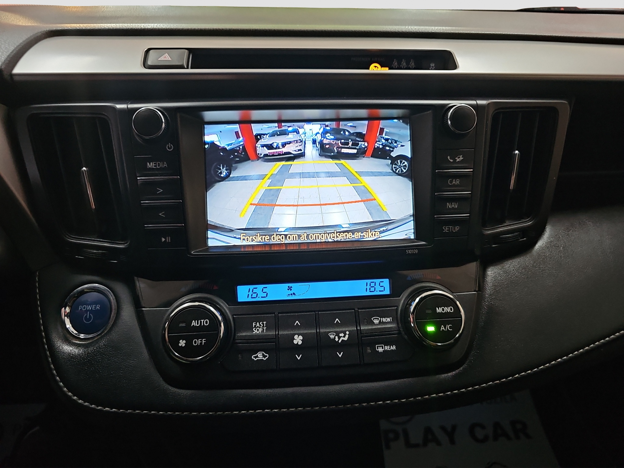 
								Toyota RAV 4 Nord Edition / 4×4 full									