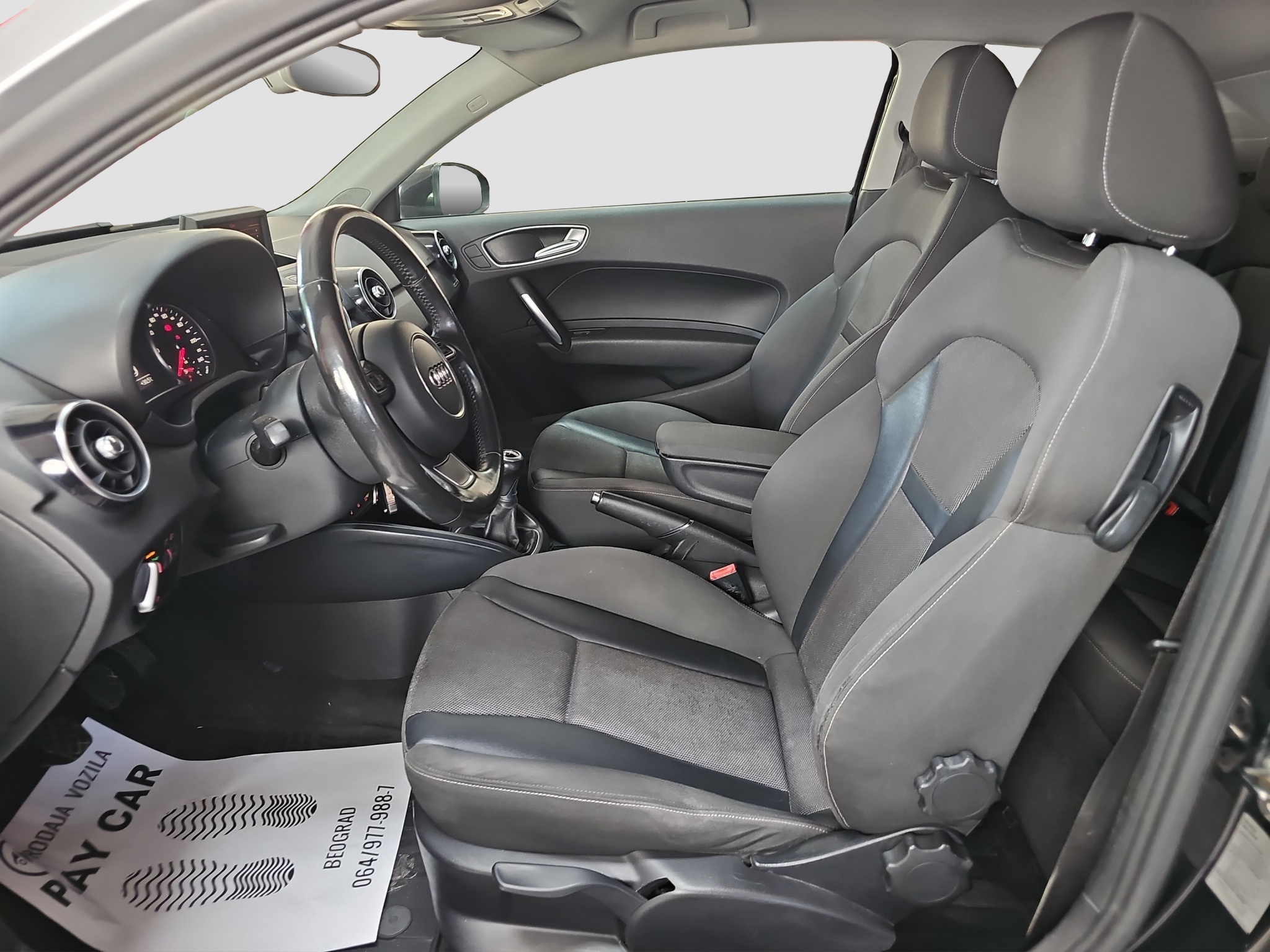 
								Audi A1 ODLIČAN full									