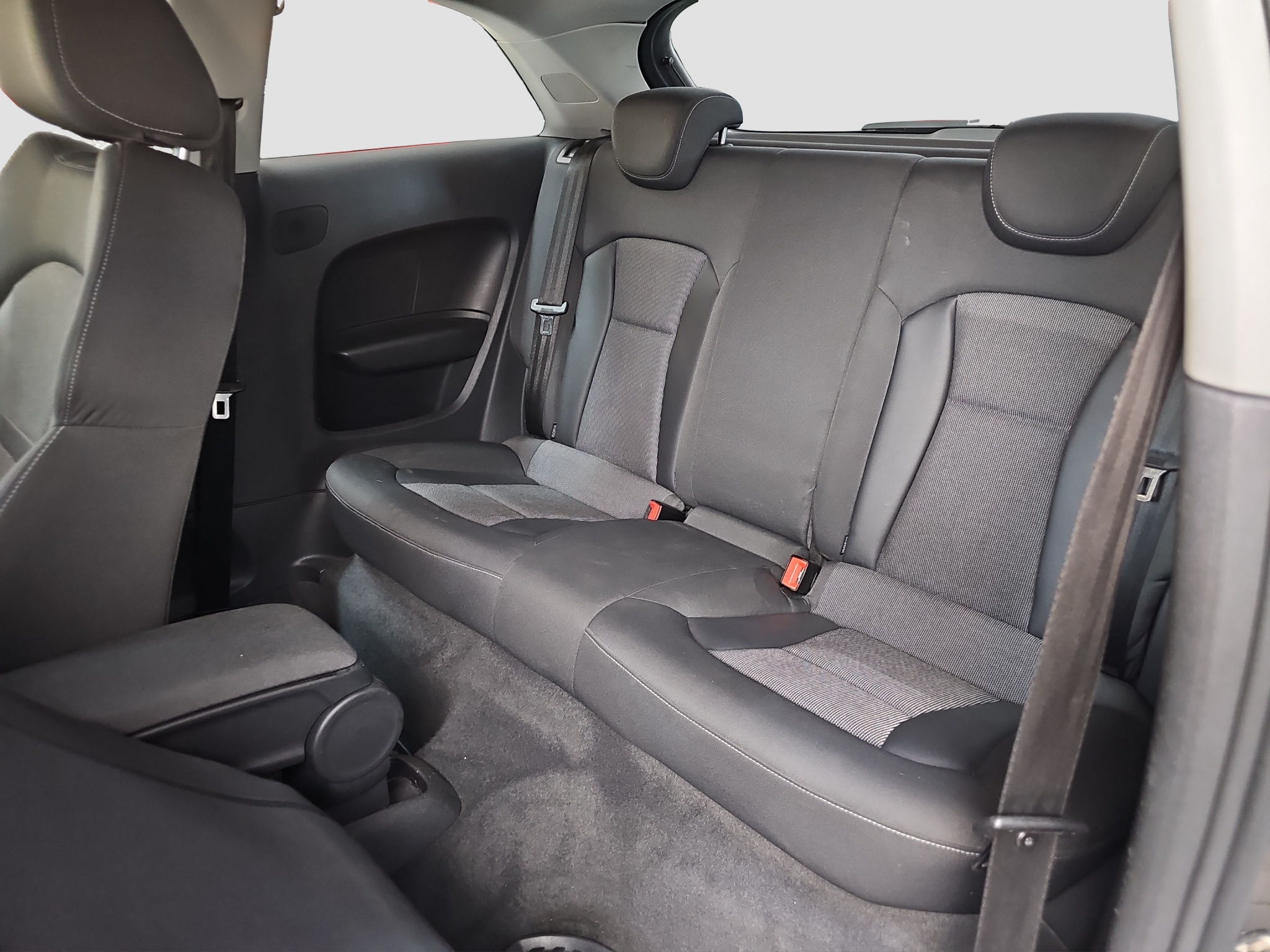 
								Audi A1 ODLIČAN full									