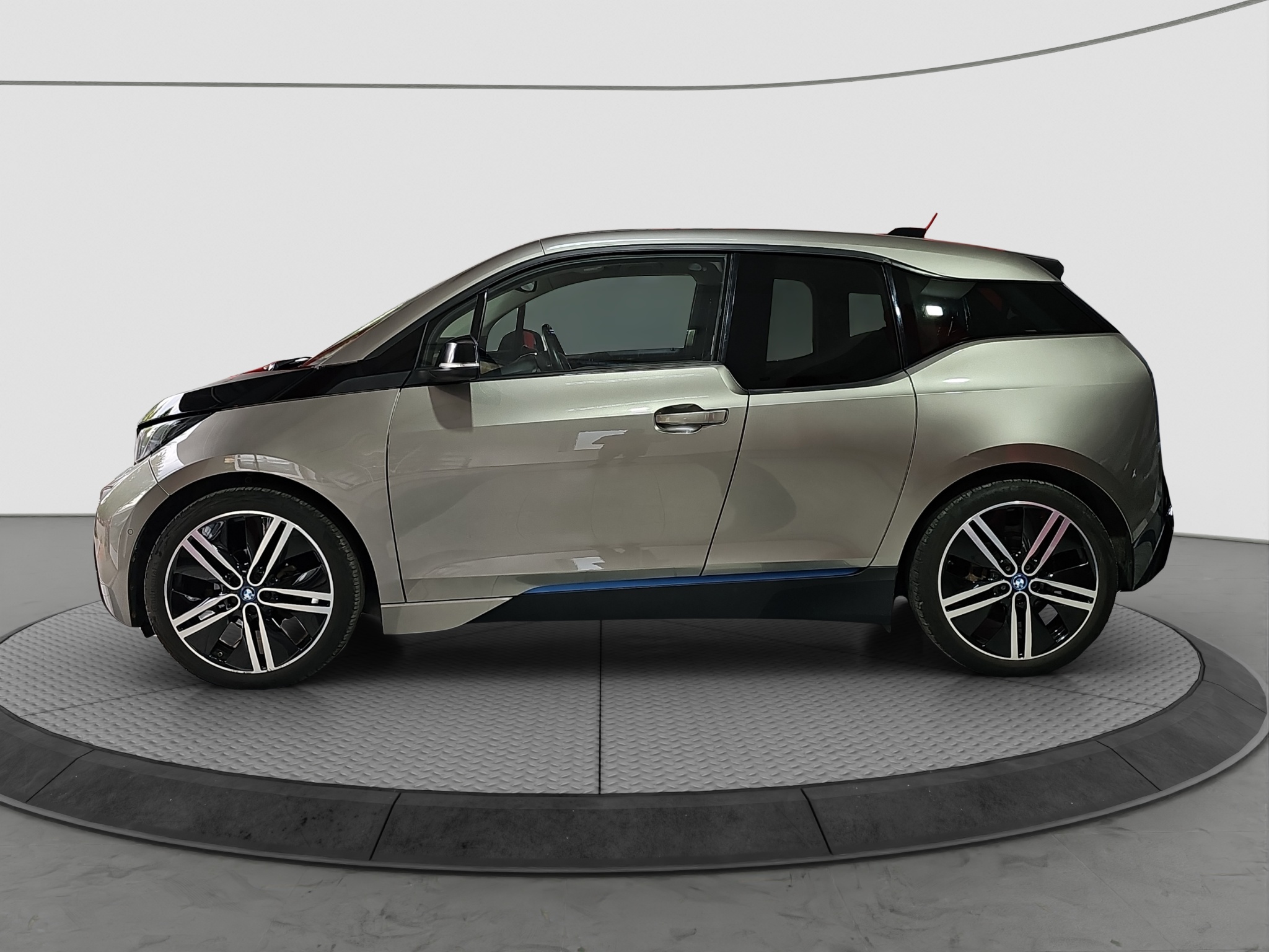
								BMW i3 94ah/SIBER/T0P full									