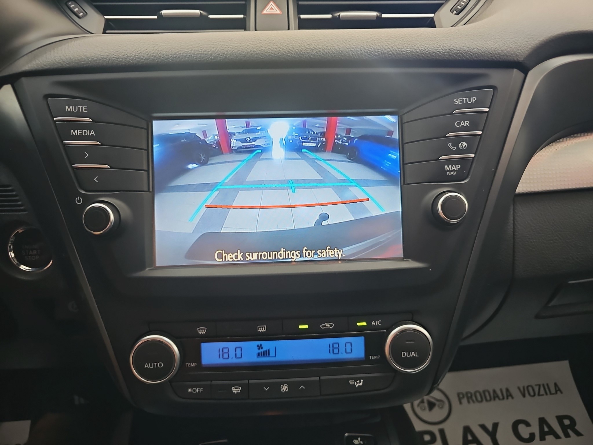 
								Toyota Avensis AUT/T0P full									