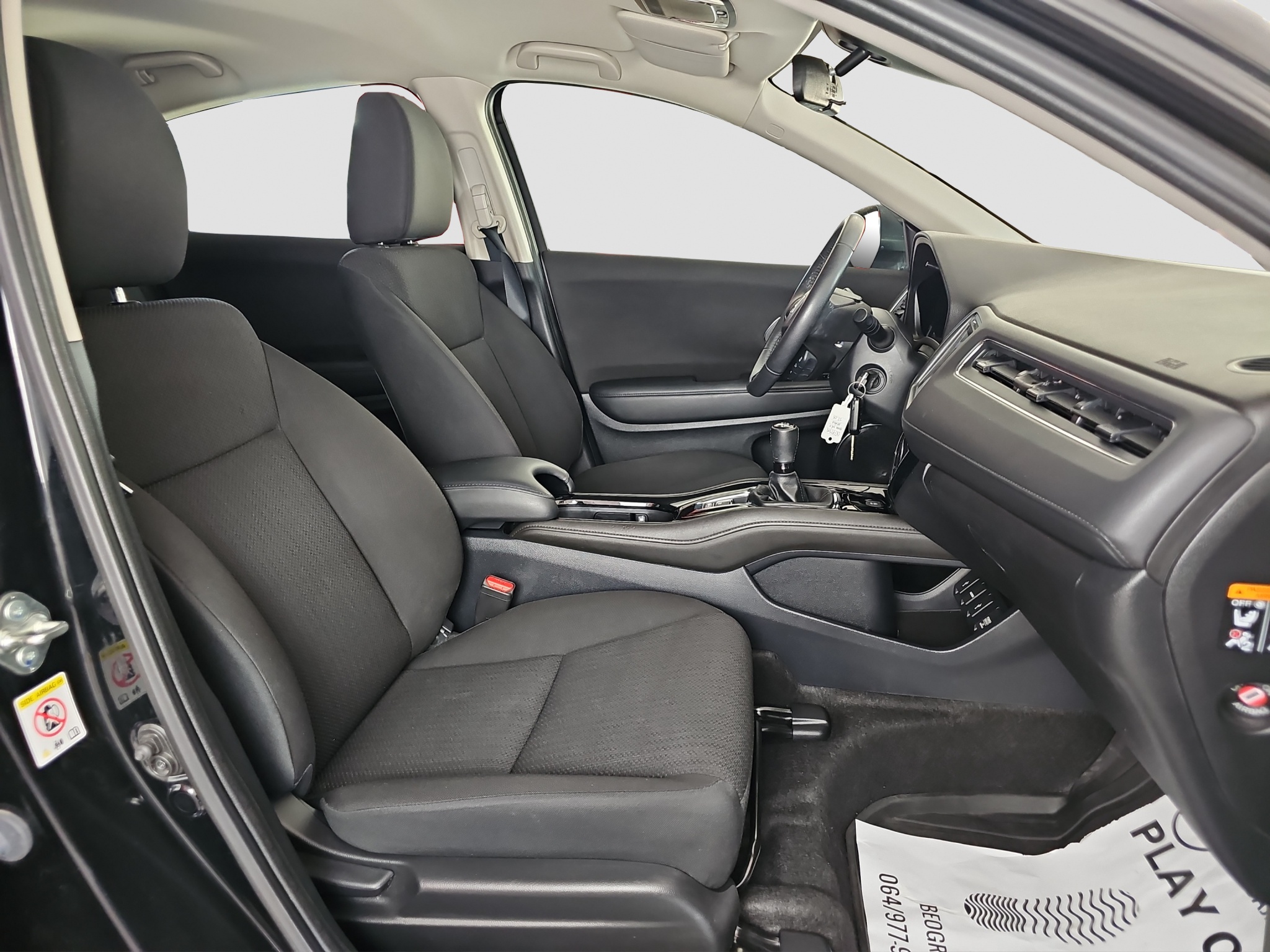 
								Honda HR-V N.O.V/ T.0.P full									