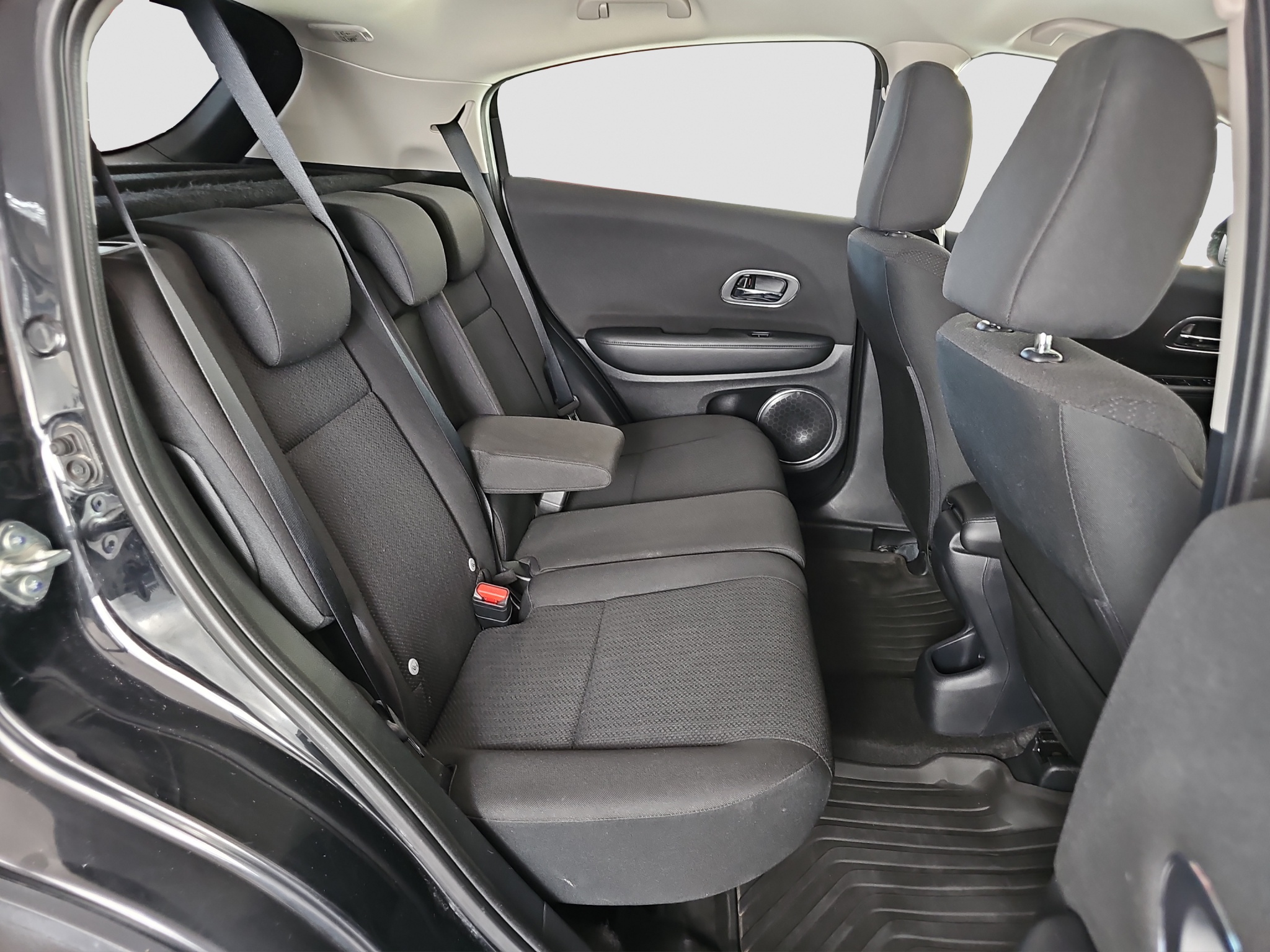 
								Honda HR-V N.O.V/ T.0.P full									