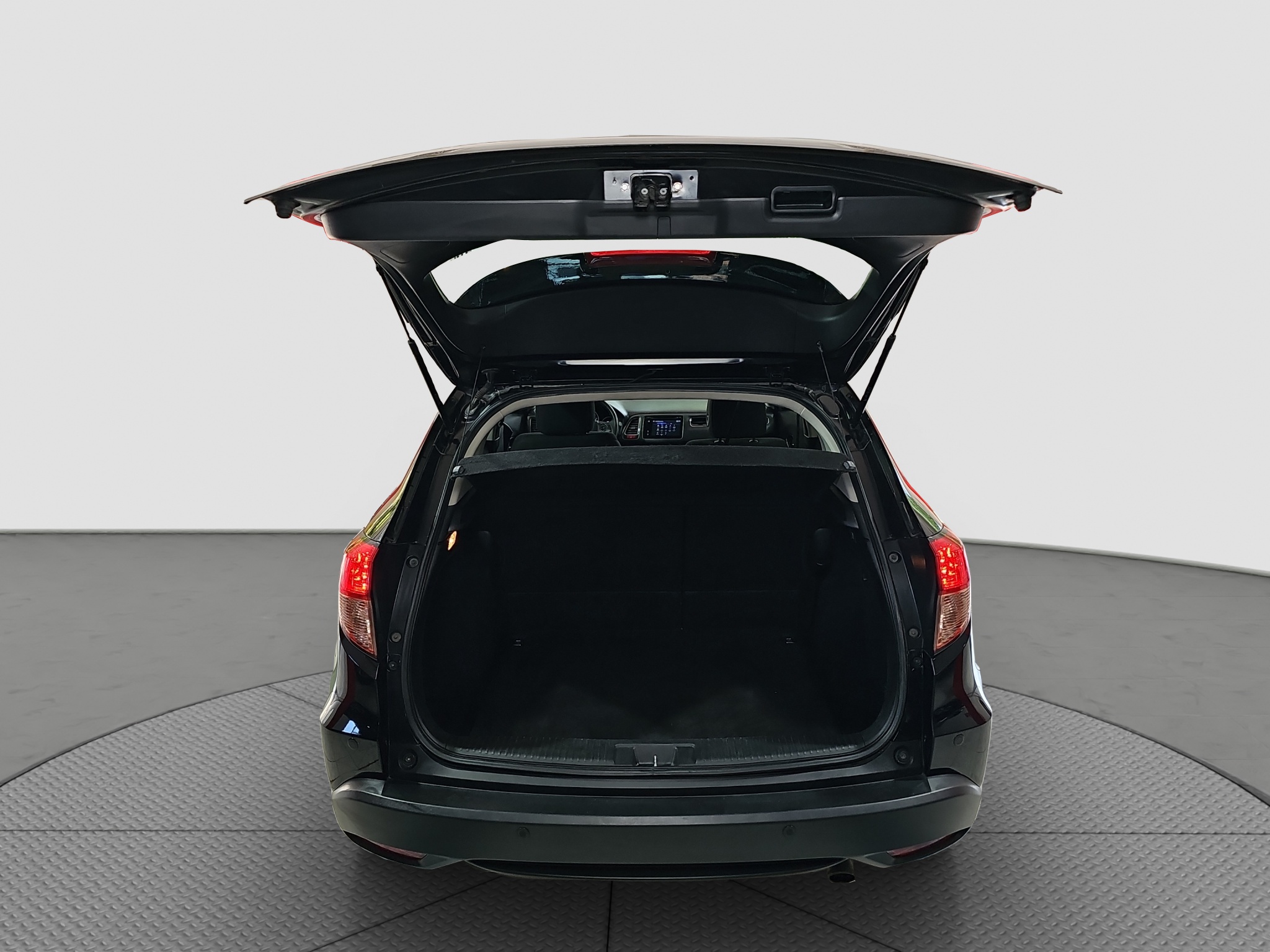 
								Honda HR-V N.O.V/ T.0.P full									
