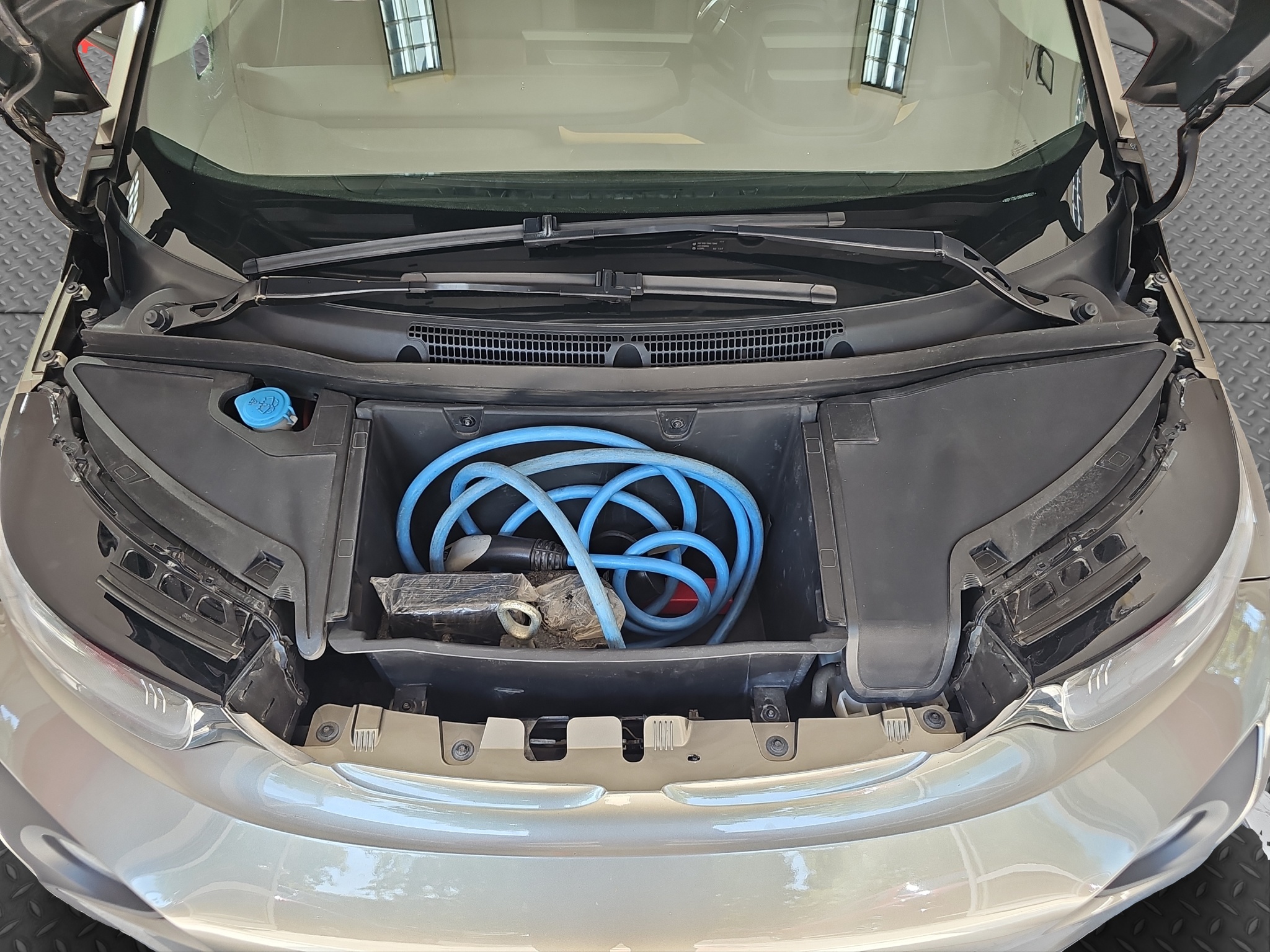 
								BMW i3 94ah/SIBER/T0P full									