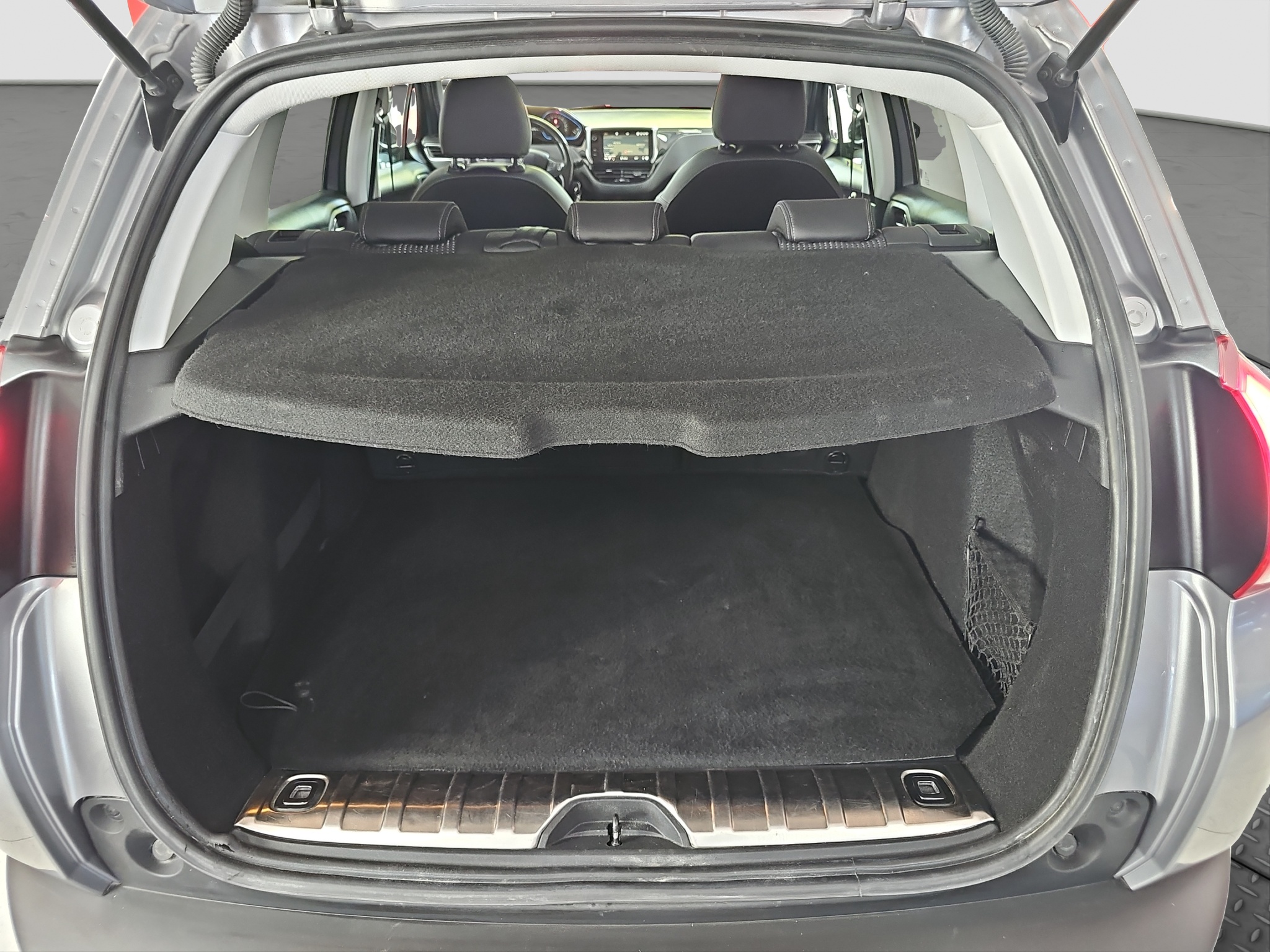 
								Peugeot 2008 AUT0/PANO full									