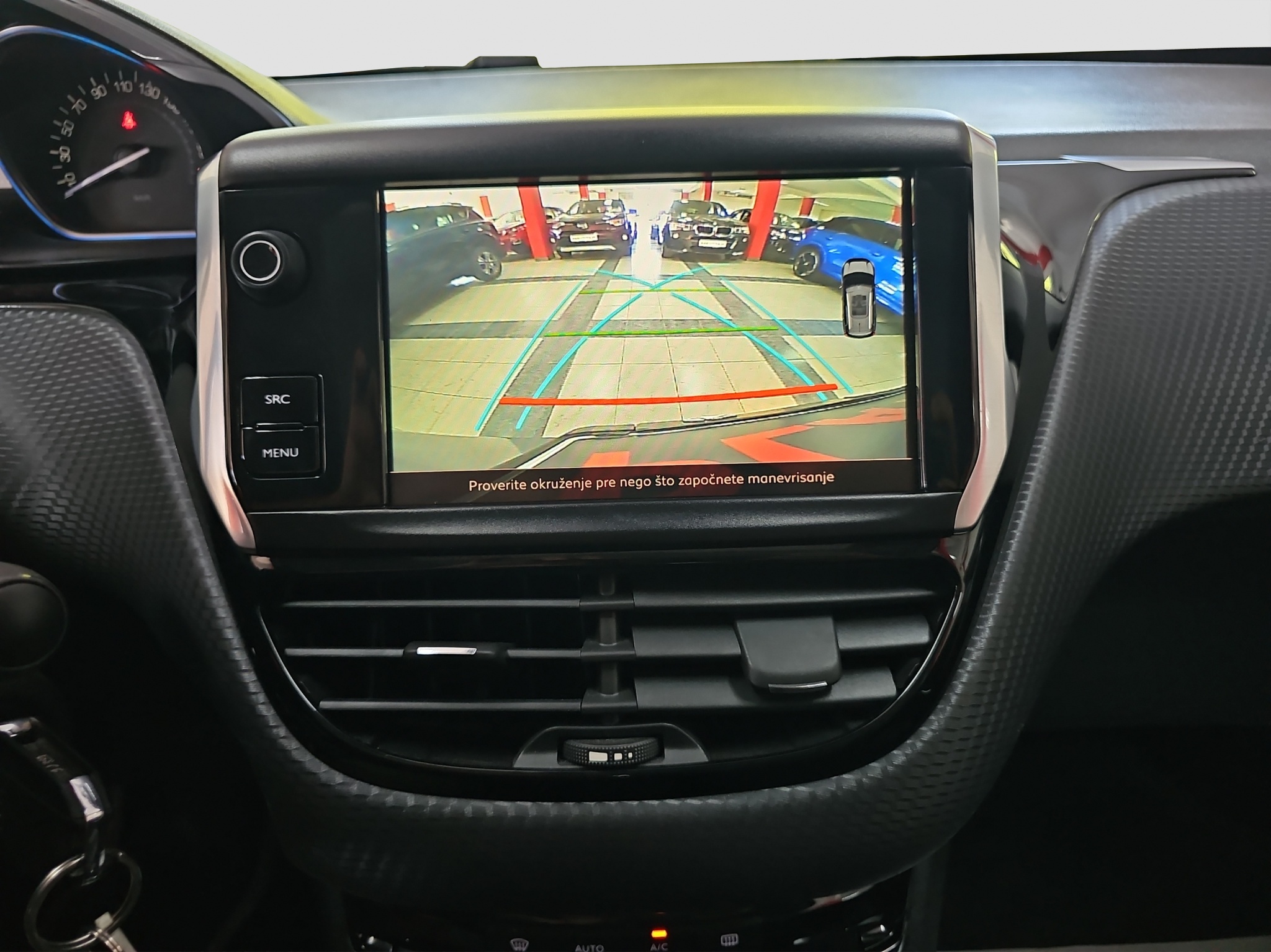 
								Peugeot 2008 AUT0/PANO full									