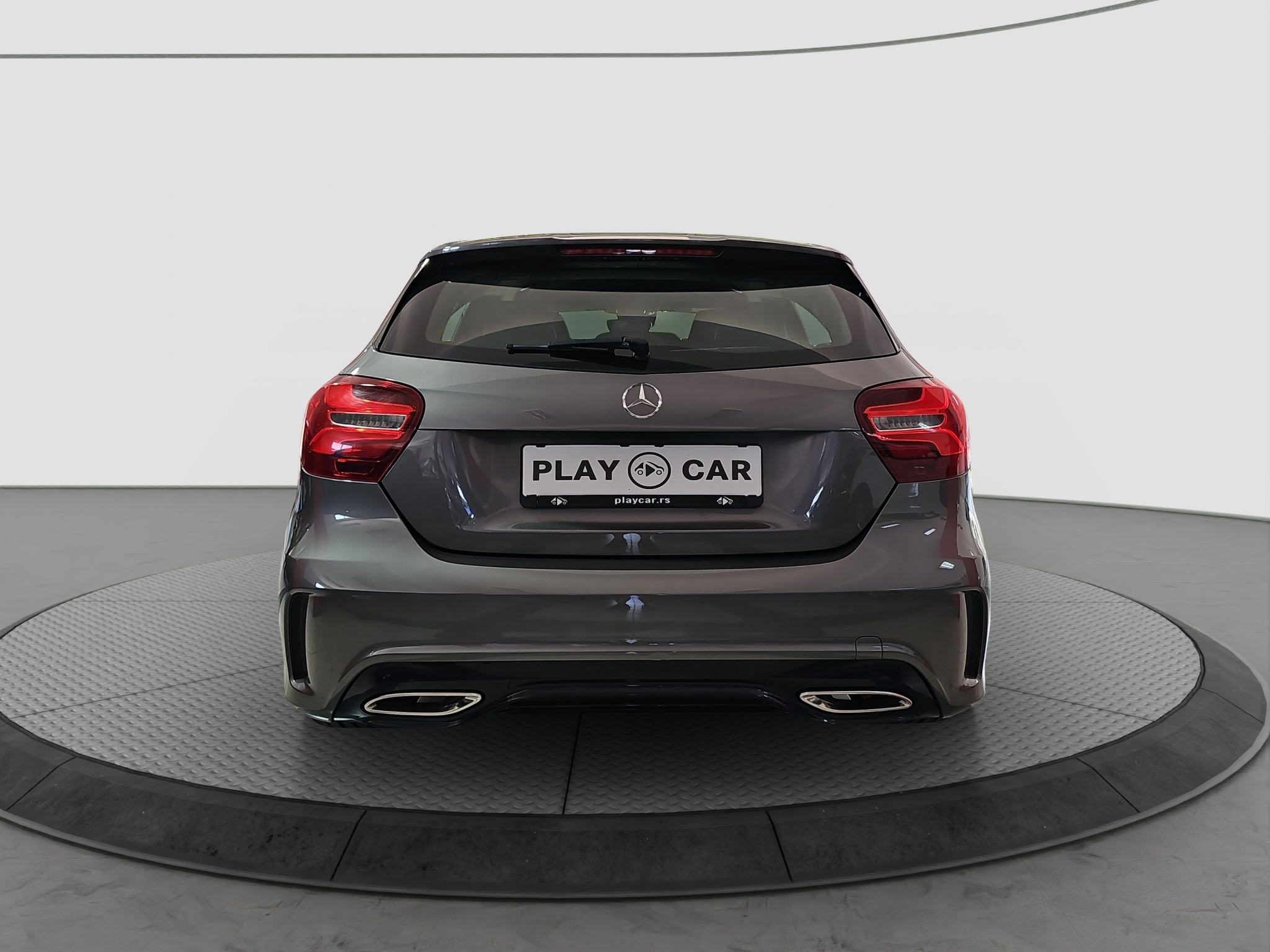 
								Mercedes Benz A 180 3 x AMG full									