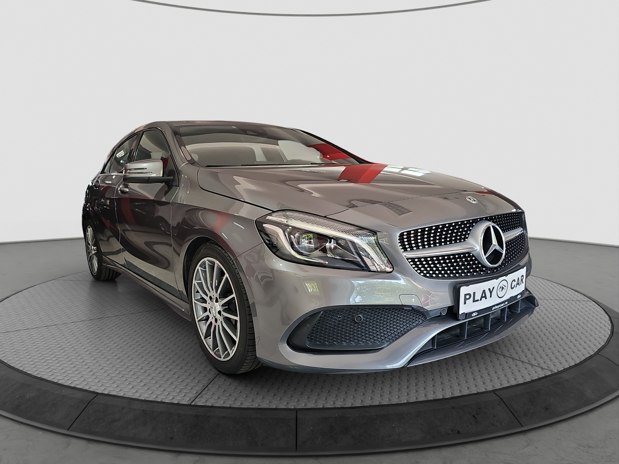 
								Mercedes Benz A 180 3 x AMG full									