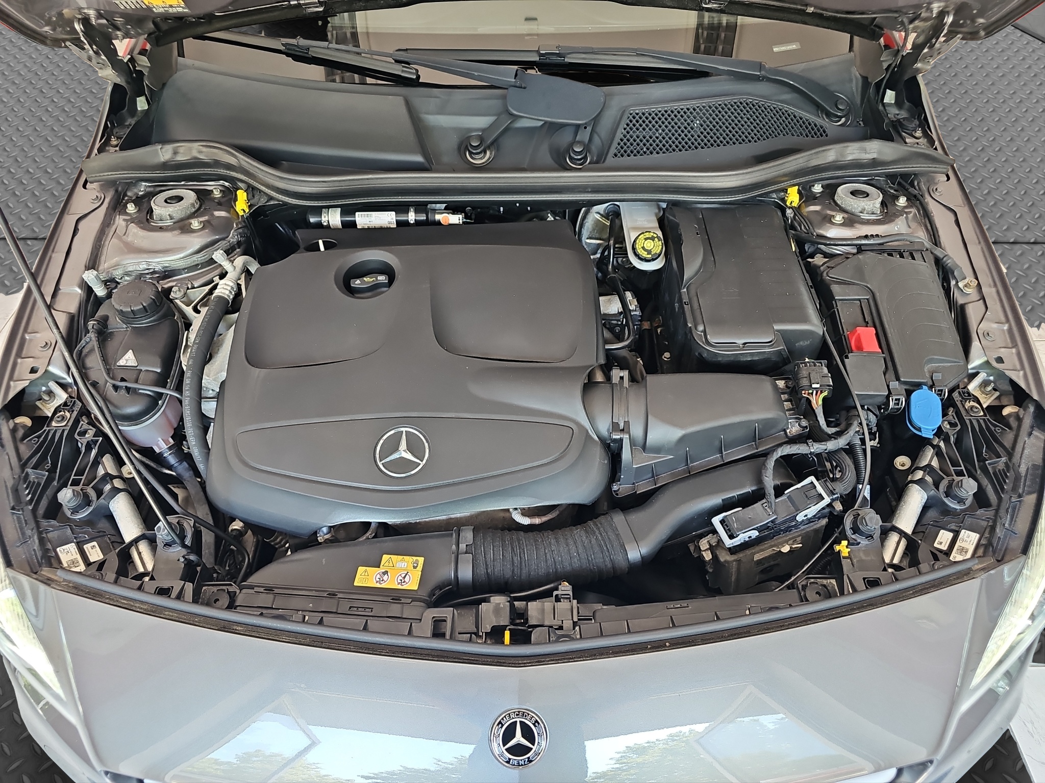 
								Mercedes Benz A 180 3 x AMG full									
