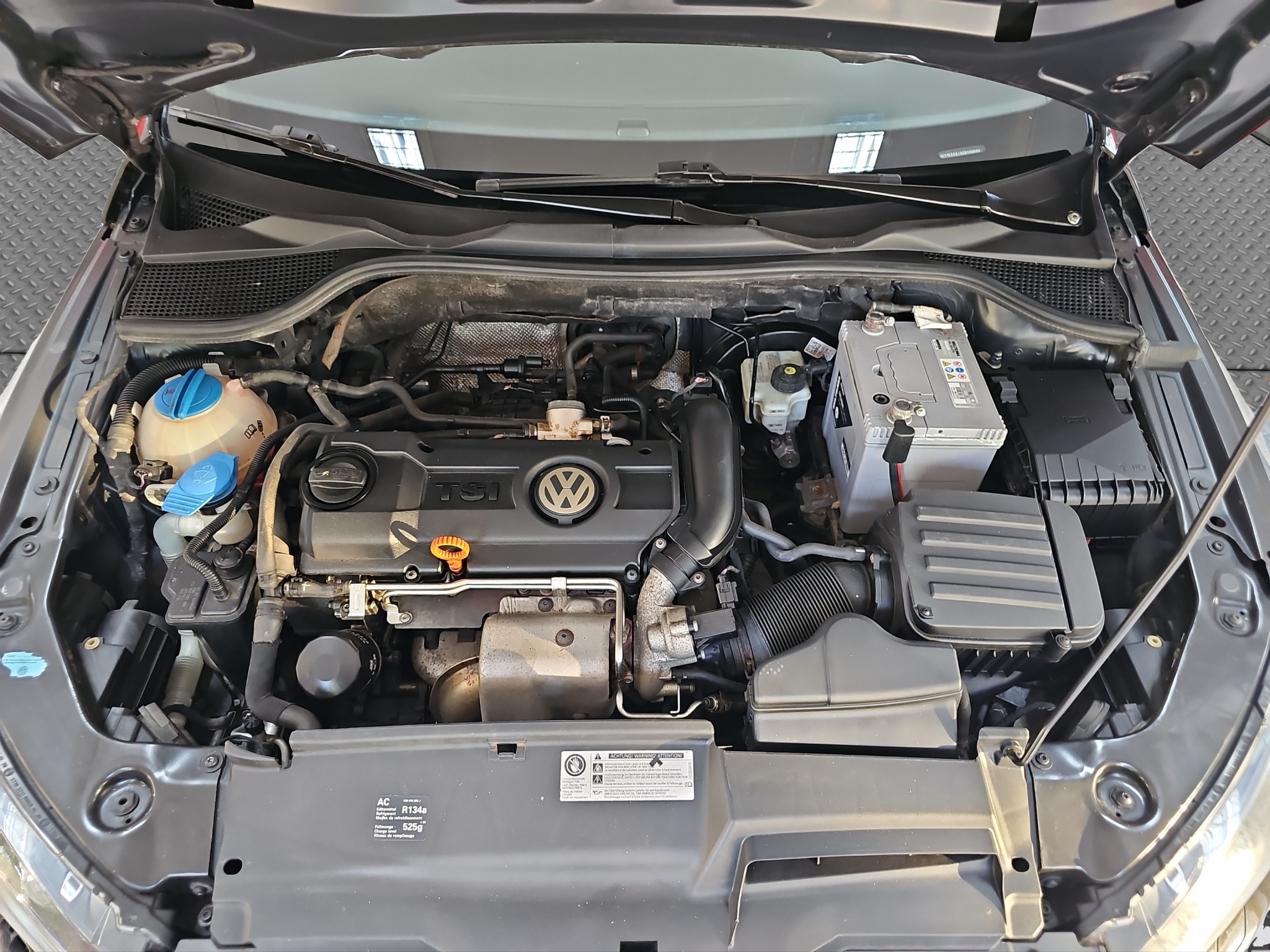 
								Volkswagen Scirocco R-line full									
