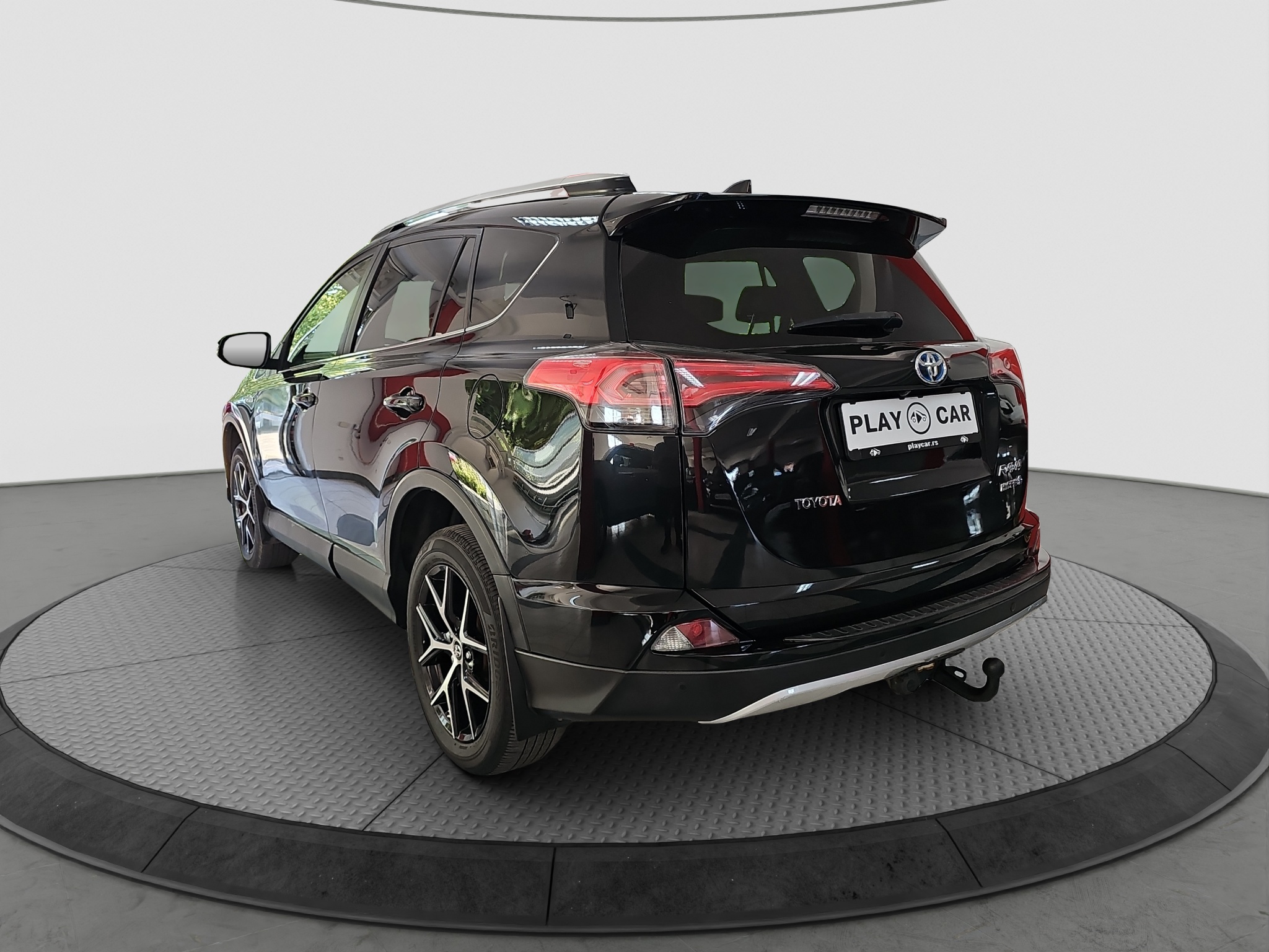 
								Toyota RAV 4 Hybrid/T0P full									