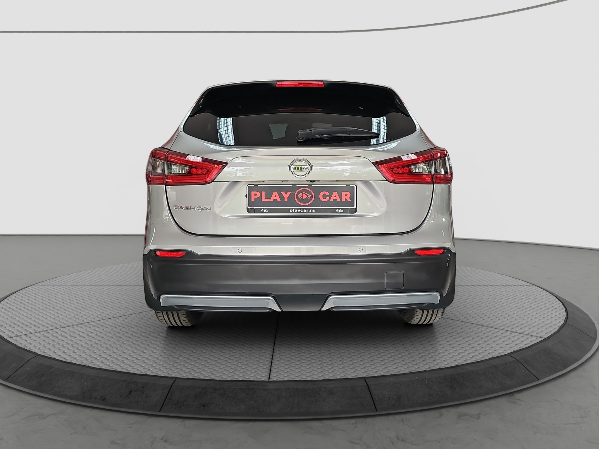 
								Nissan Qashqai TEKNA /1.5D/PANO full									