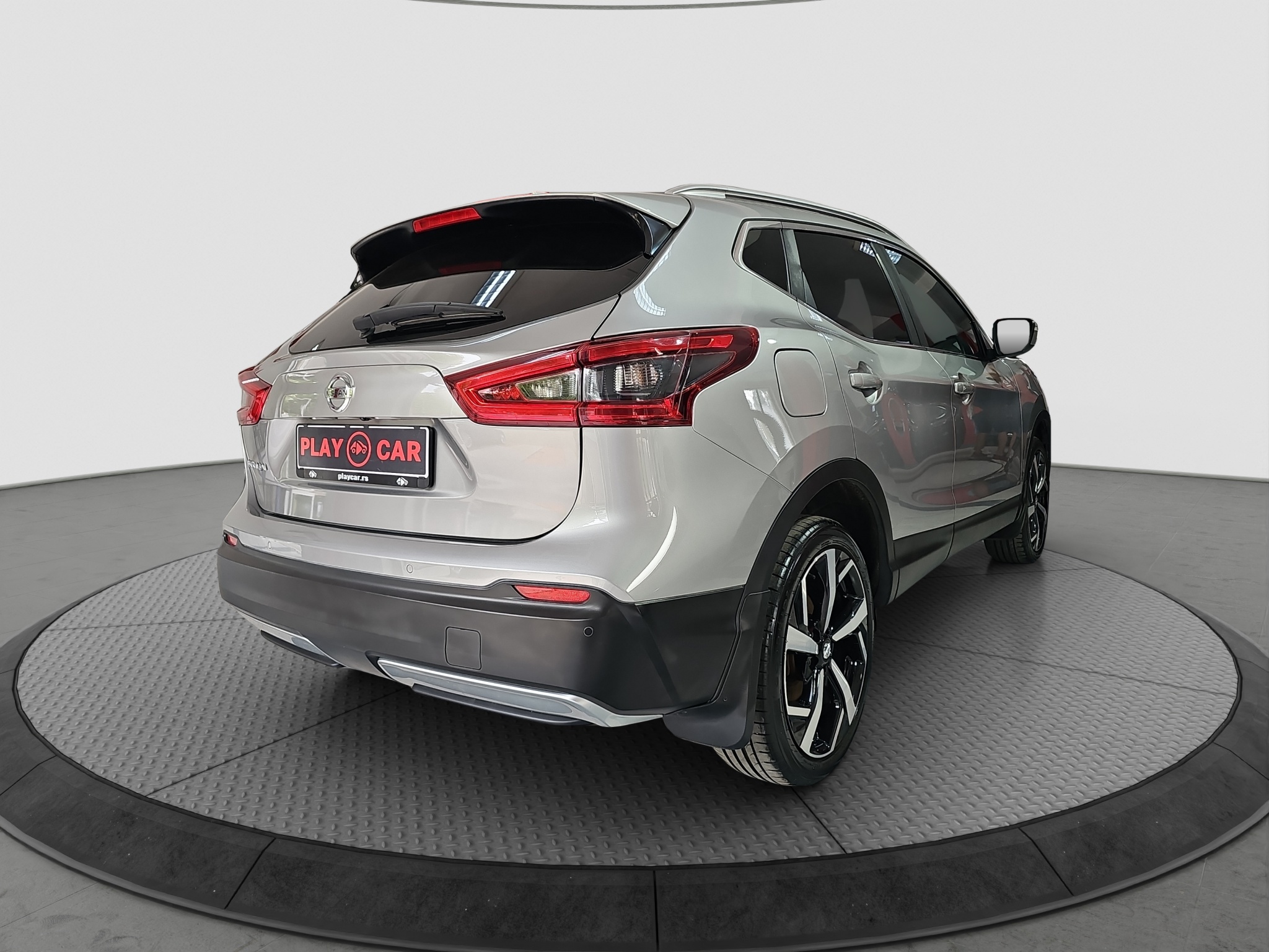 
								Nissan Qashqai TEKNA /1.5D/PANO full									
