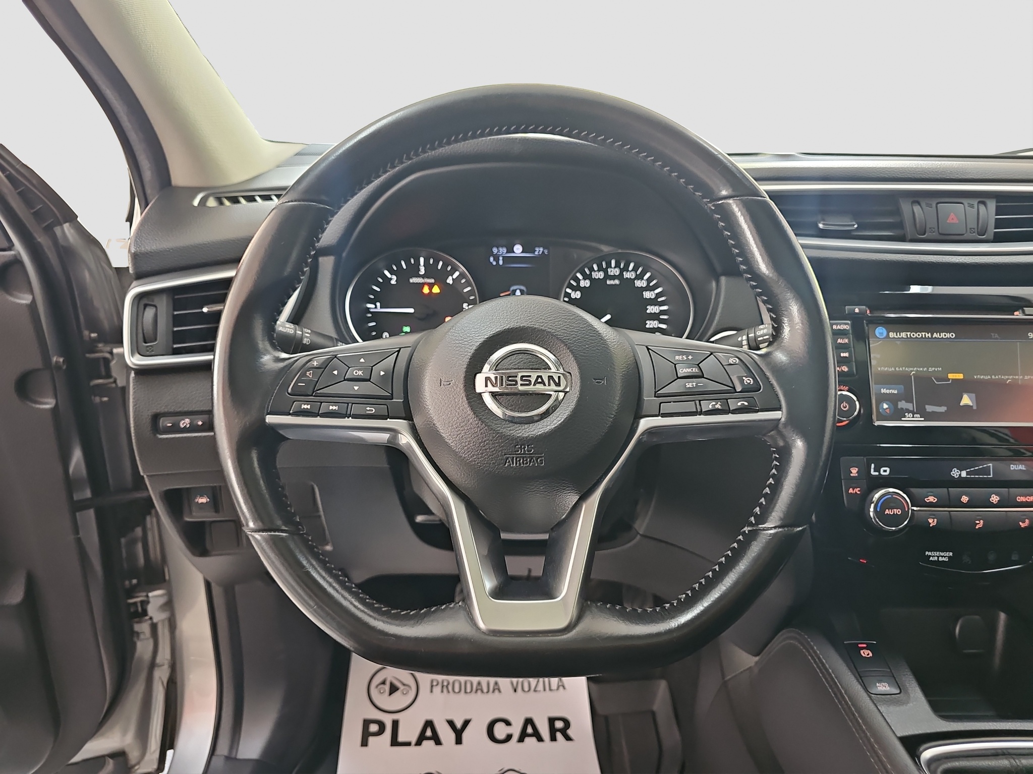 
								Nissan Qashqai TEKNA /1.5D/PANO full									