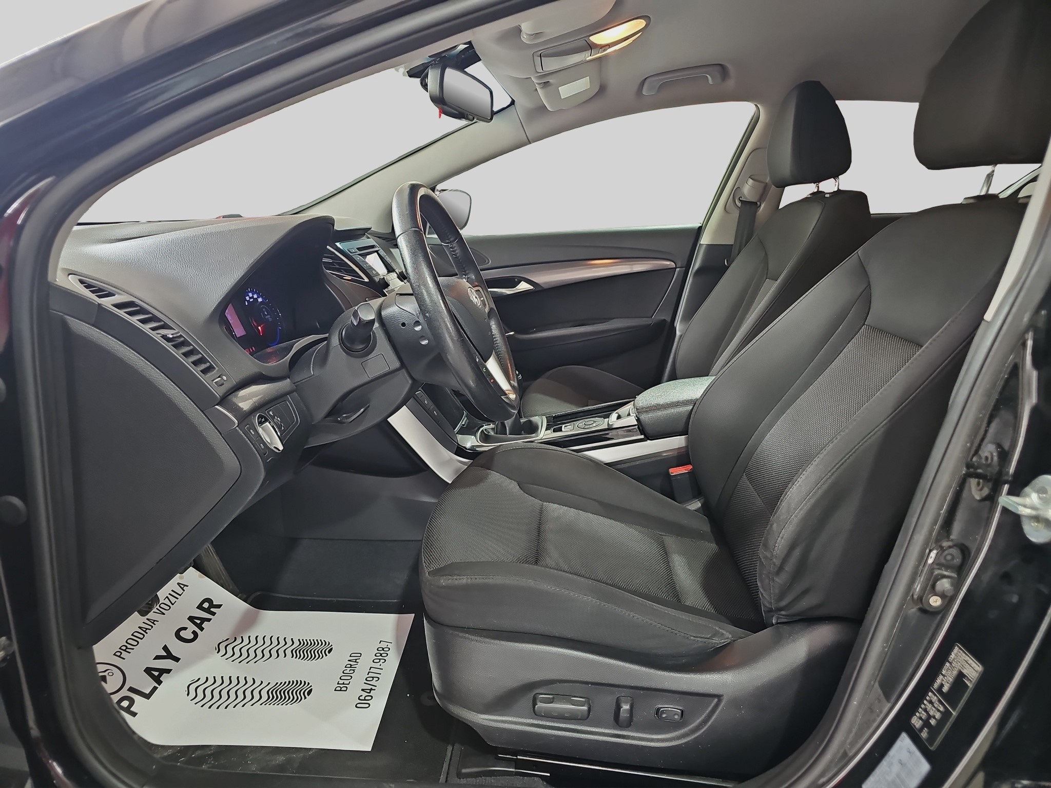 
								Hyundai i40 1.7 CRDI full									