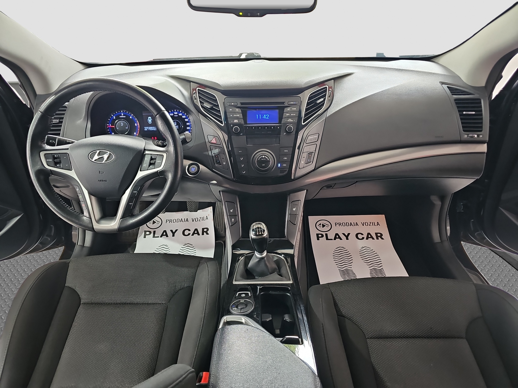 
								Hyundai i40 1.7 CRDI full									