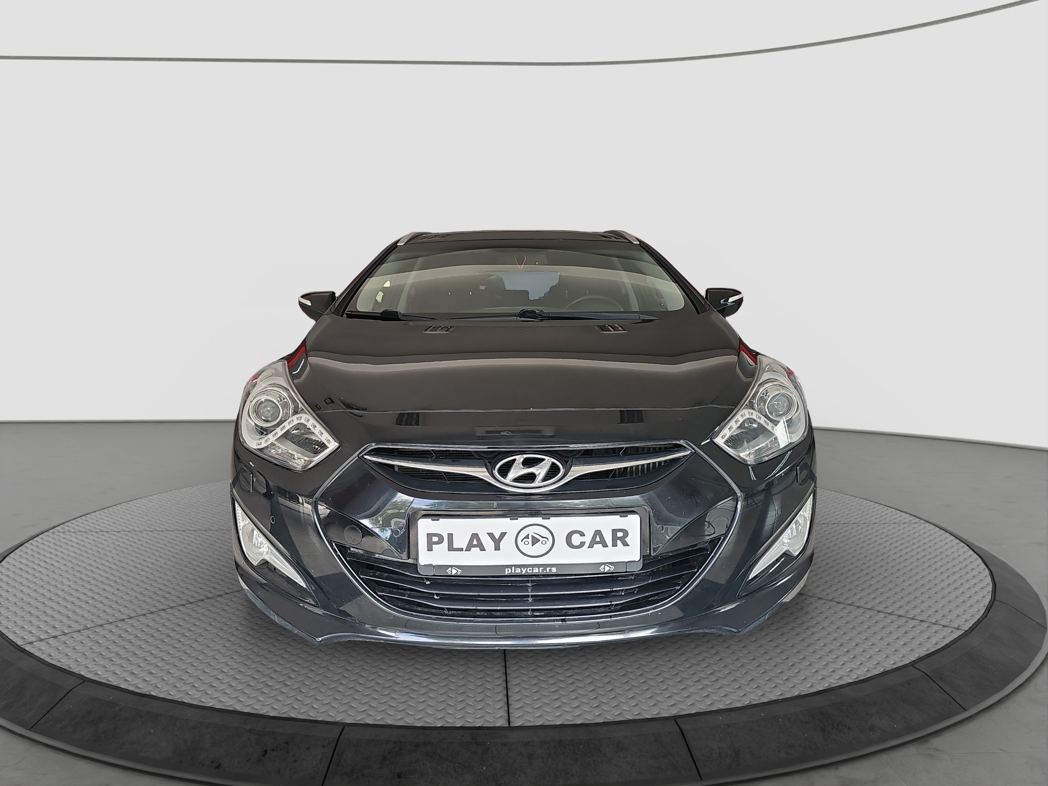 
								Hyundai i40 1.7 CRDI full									