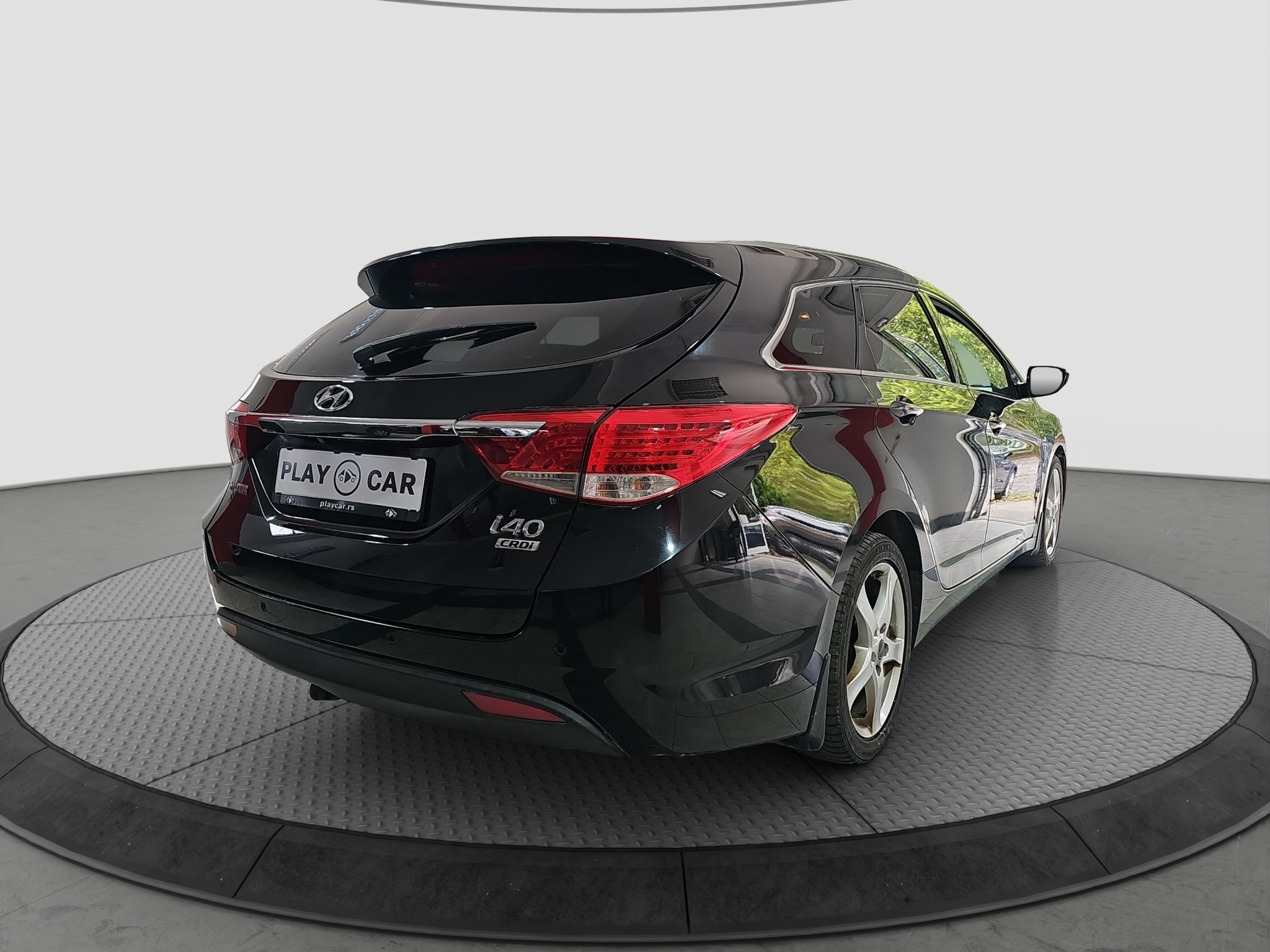 
								Hyundai i40 1.7 CRDI full									