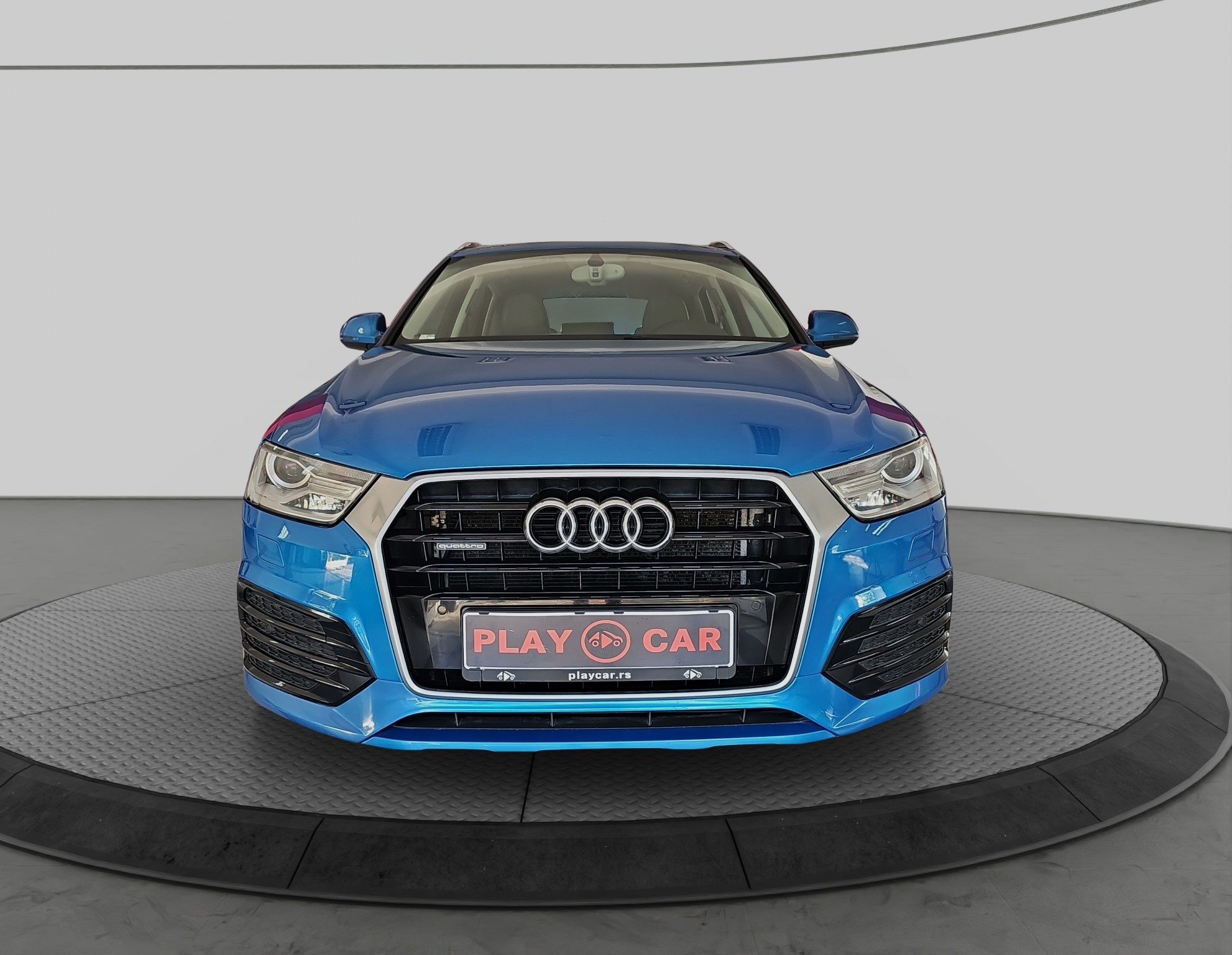 
								Audi Q3 S-line/4×4 full									