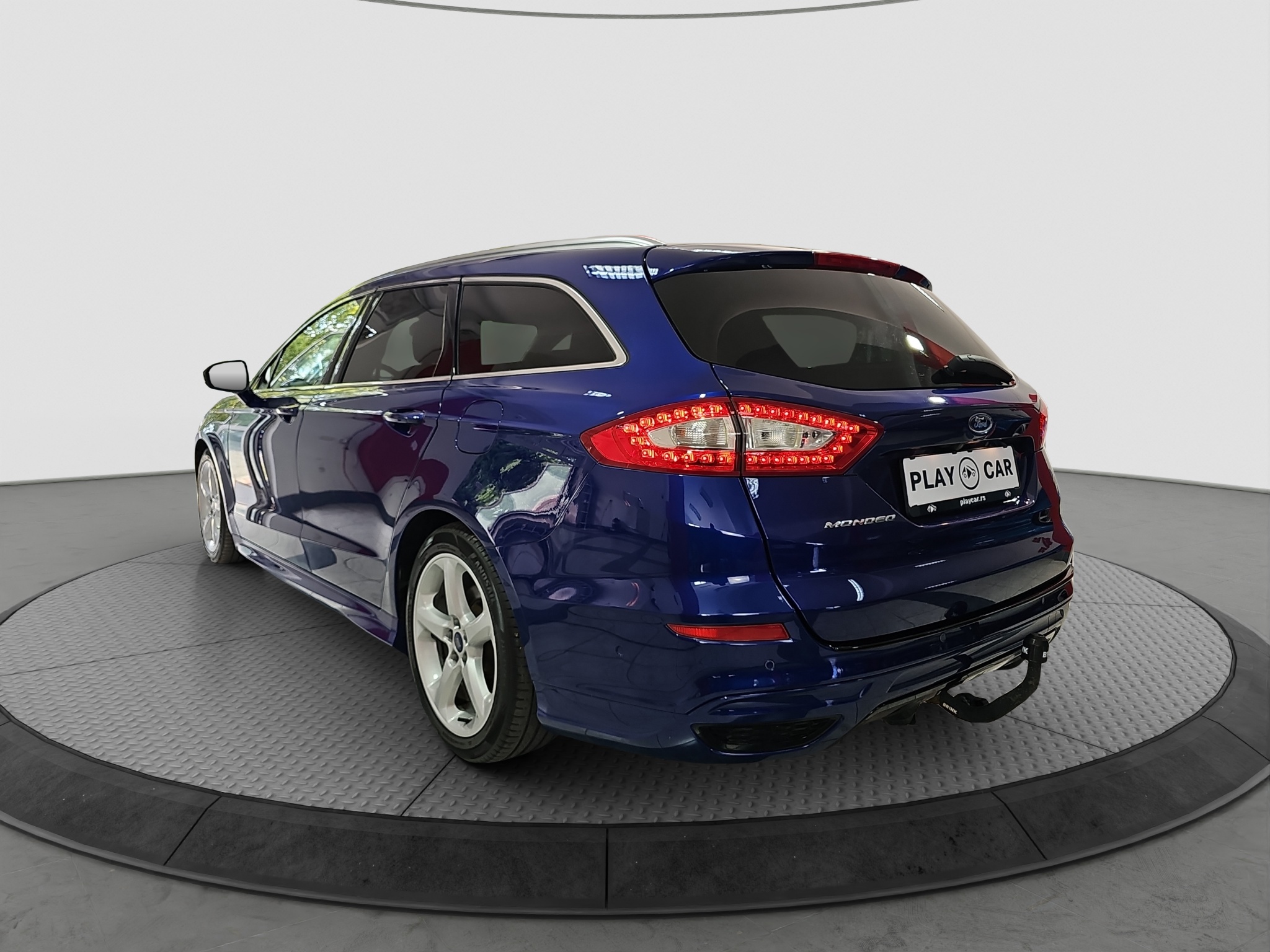 
								Ford Mondeo T0P/AUT full									