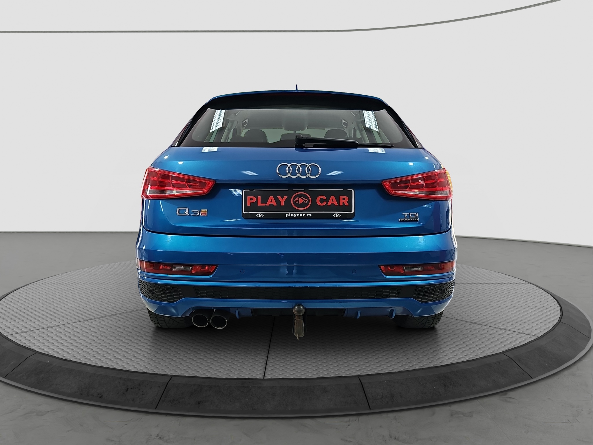 
								Audi Q3 S-line/4×4 full									