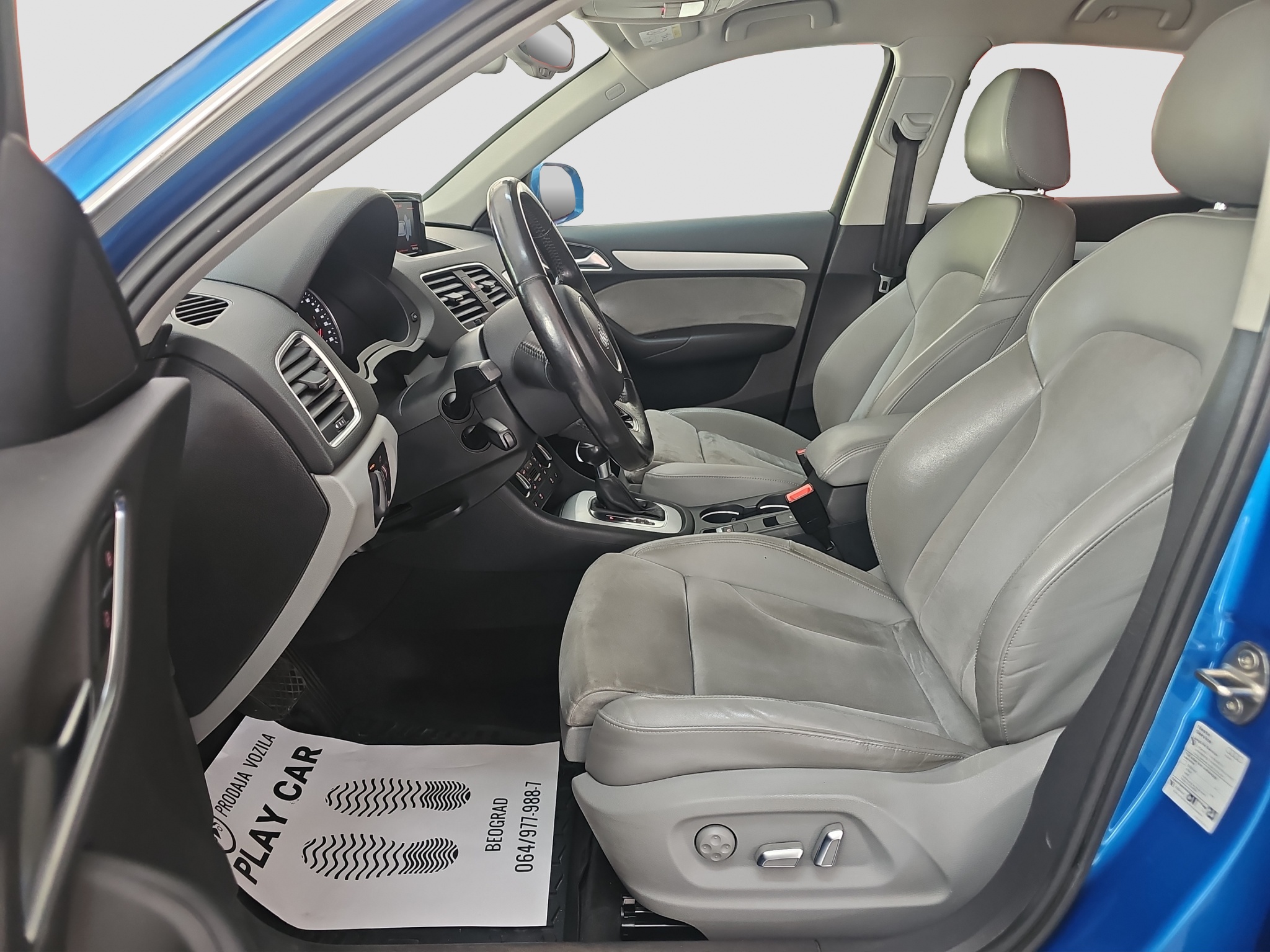 
								Audi Q3 S-line/4×4 full									
