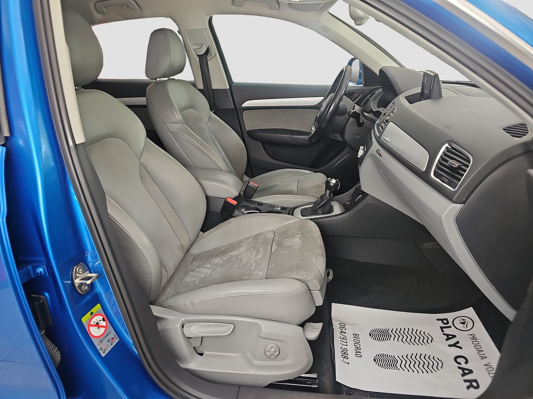 
								Audi Q3 S-line/4×4 full									