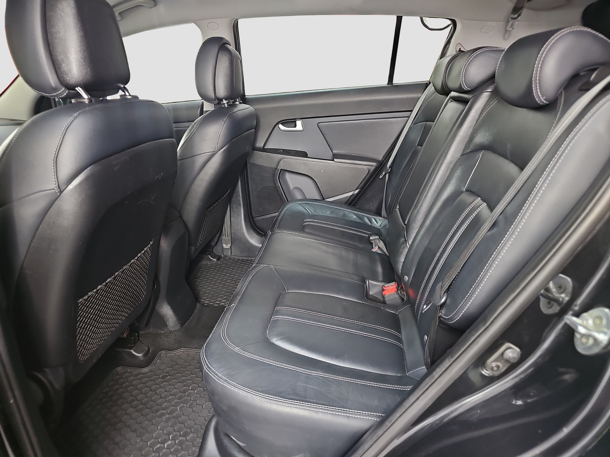 
								Kia Sportage T0P full									