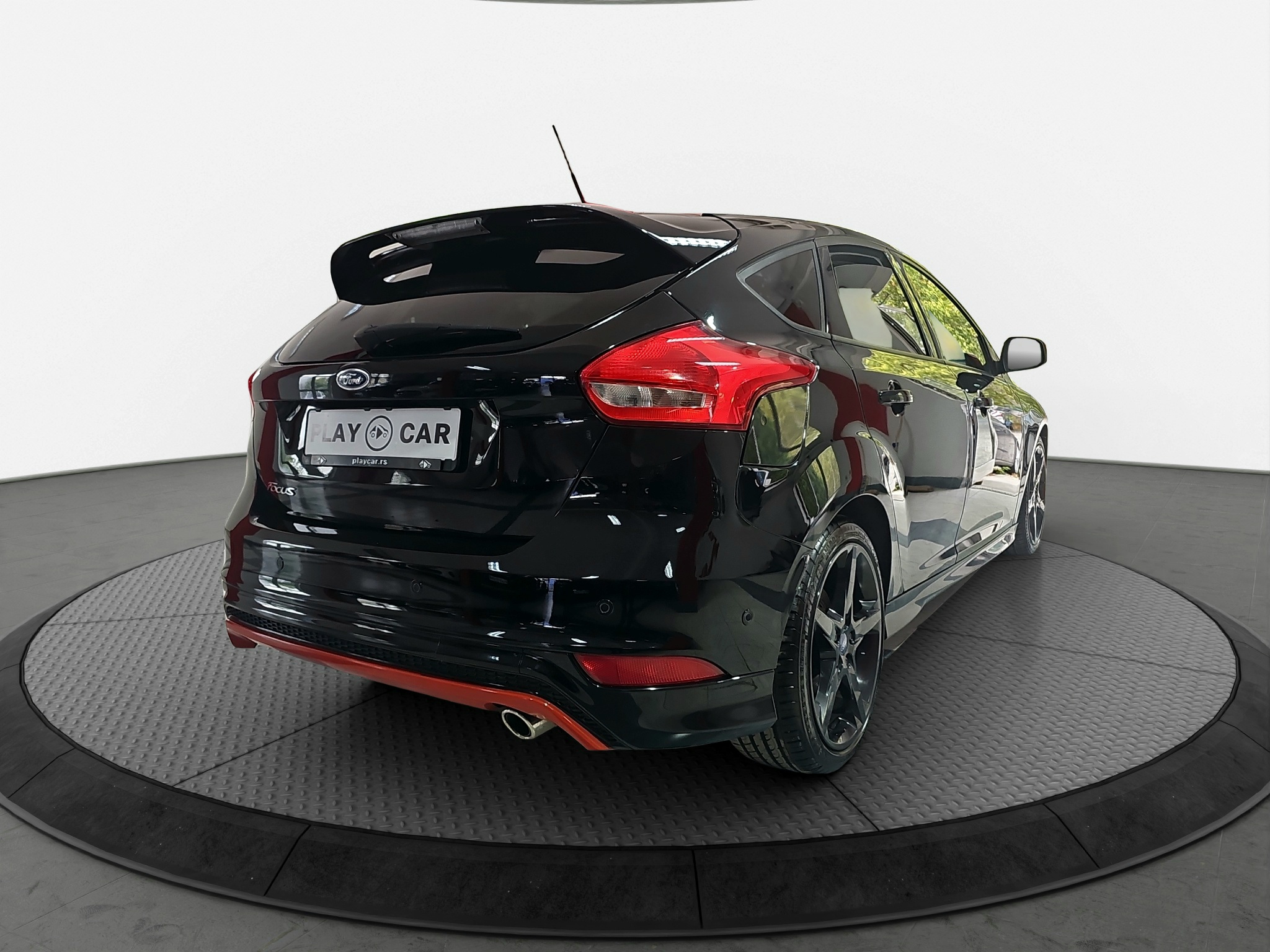 
								Ford Focus RED-BLACK.EDITION full									