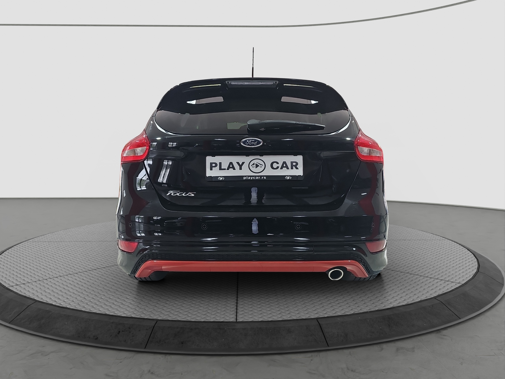 
								Ford Focus RED-BLACK.EDITION full									