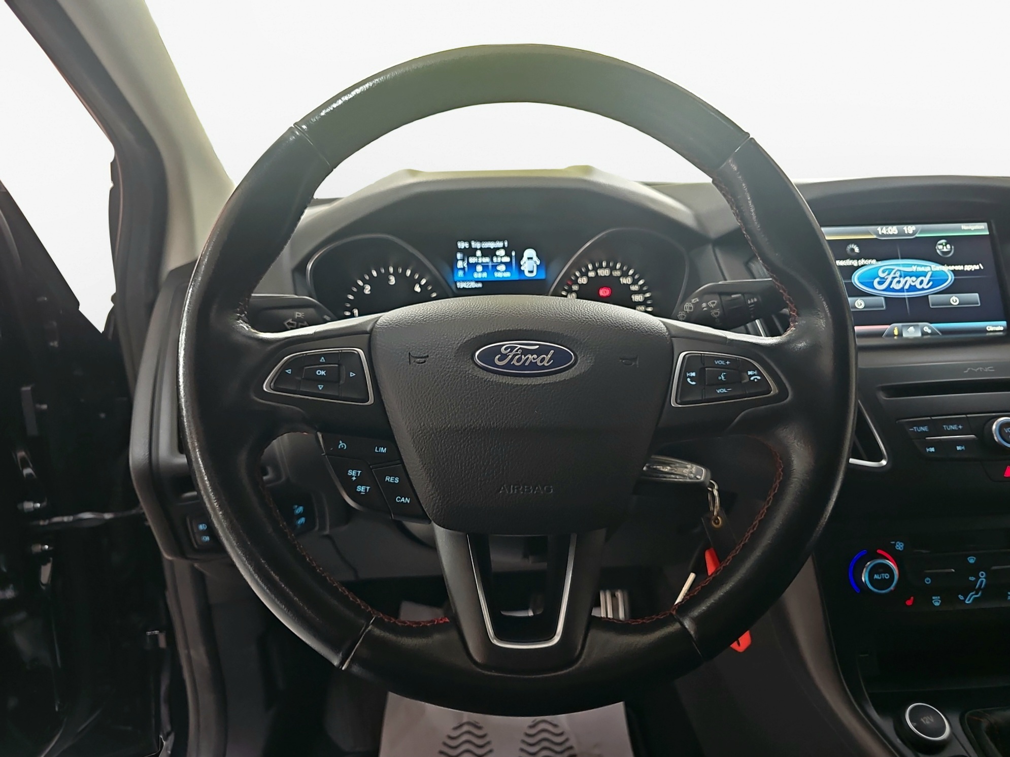 
								Ford Focus RED-BLACK.EDITION full									