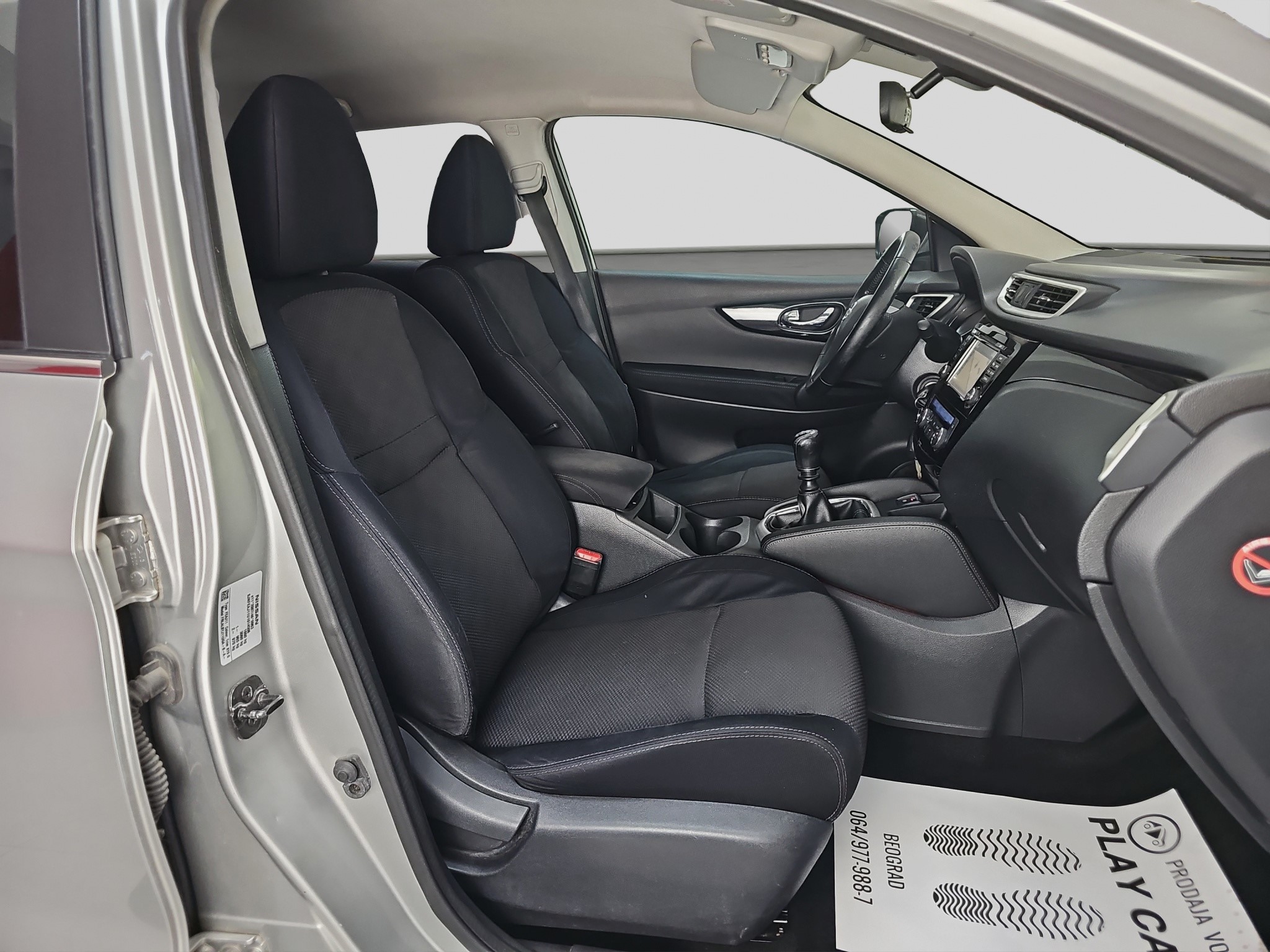 
								Nissan Qashqai full									