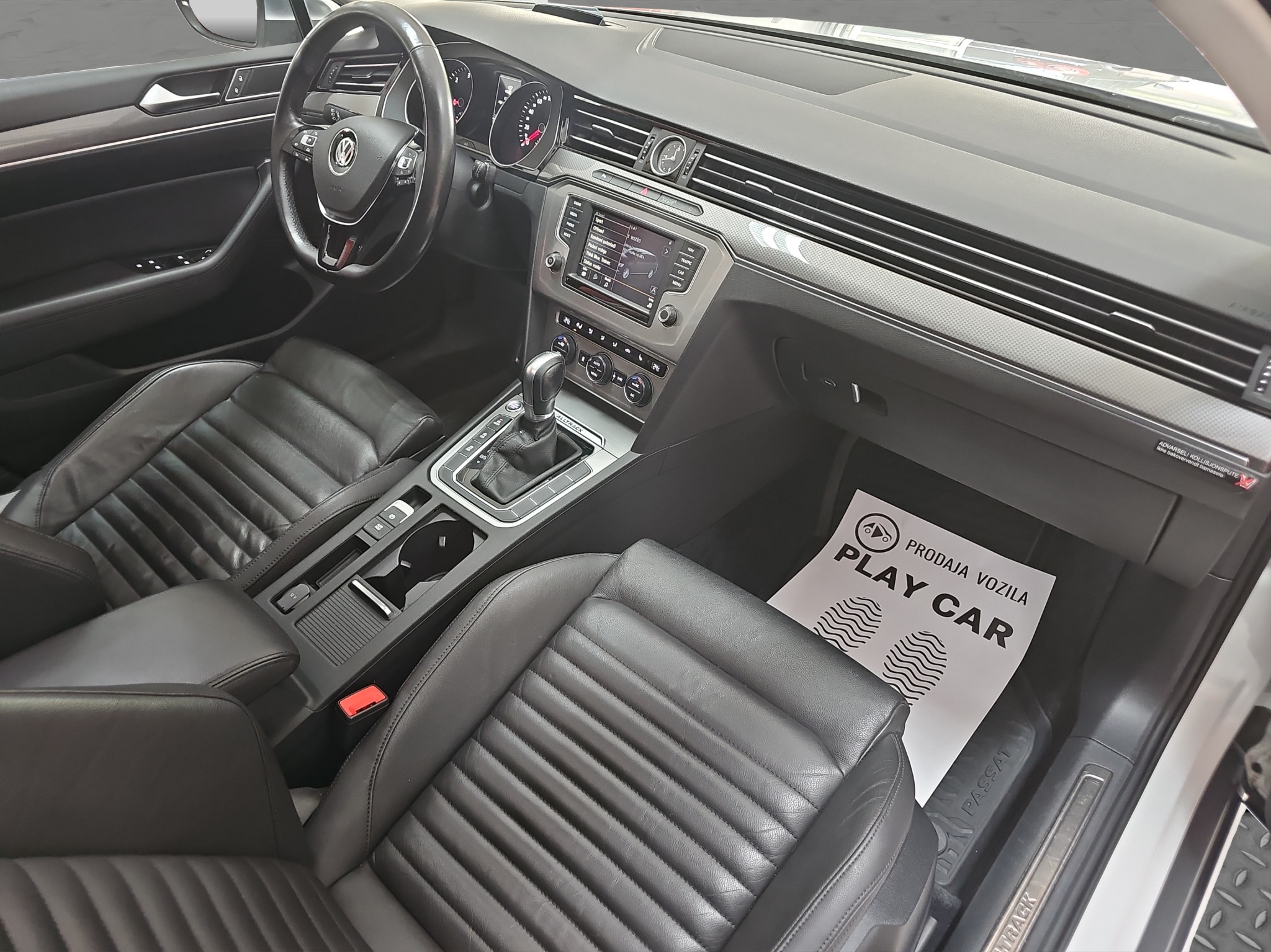 
								Volkswagen Passat B8 Alltrack T0P/4MotionDSG full									