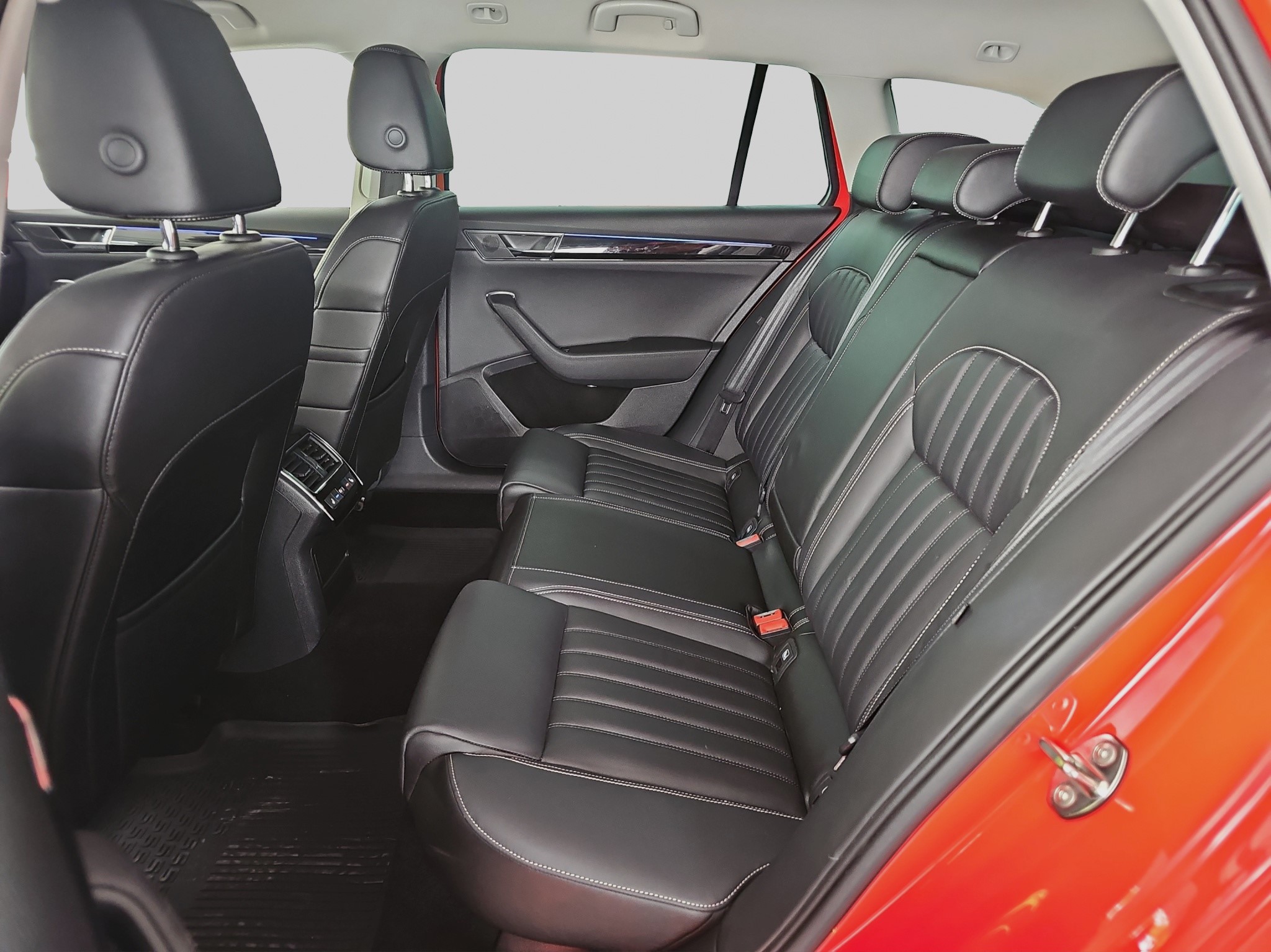 
								Škoda Superb L-K/4×4/FU.LL full									